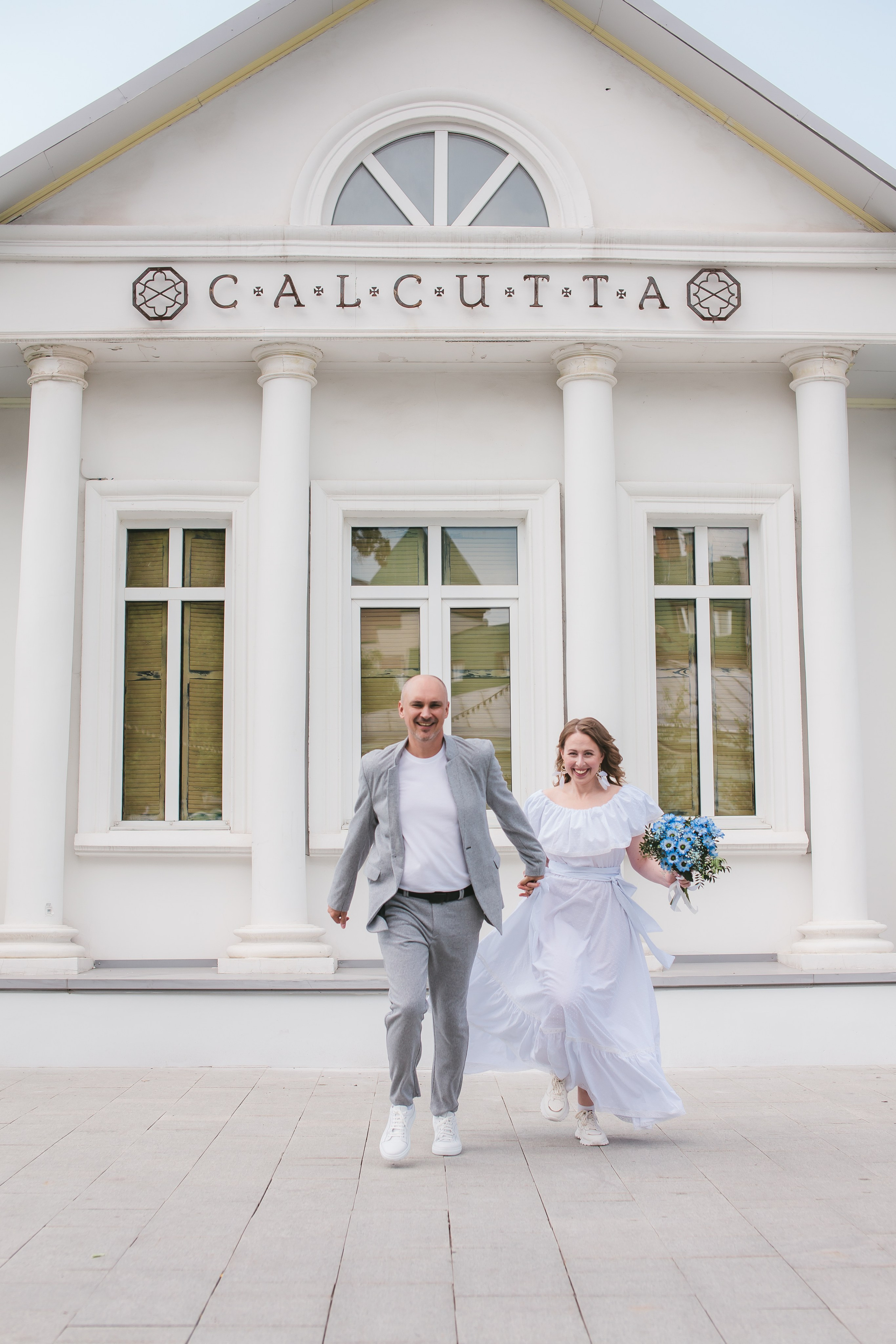 Свадебная прогулка с регистрацией. Семейный и художественный фотограф в Тюмени Юлия Логинова