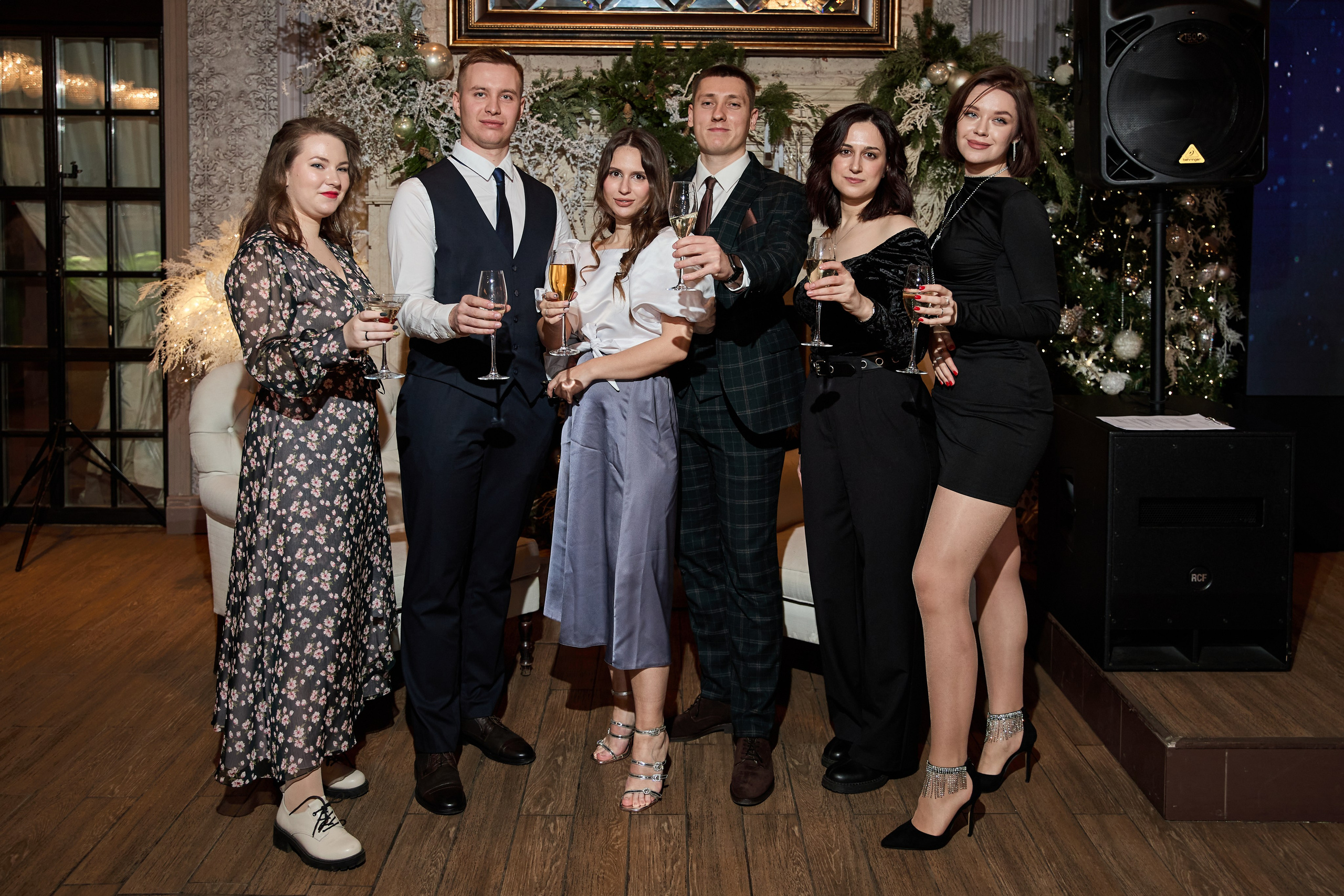 ELS GROUP. Антон Гошовский - свадебный и семейный фотограф в Москве и Крыму