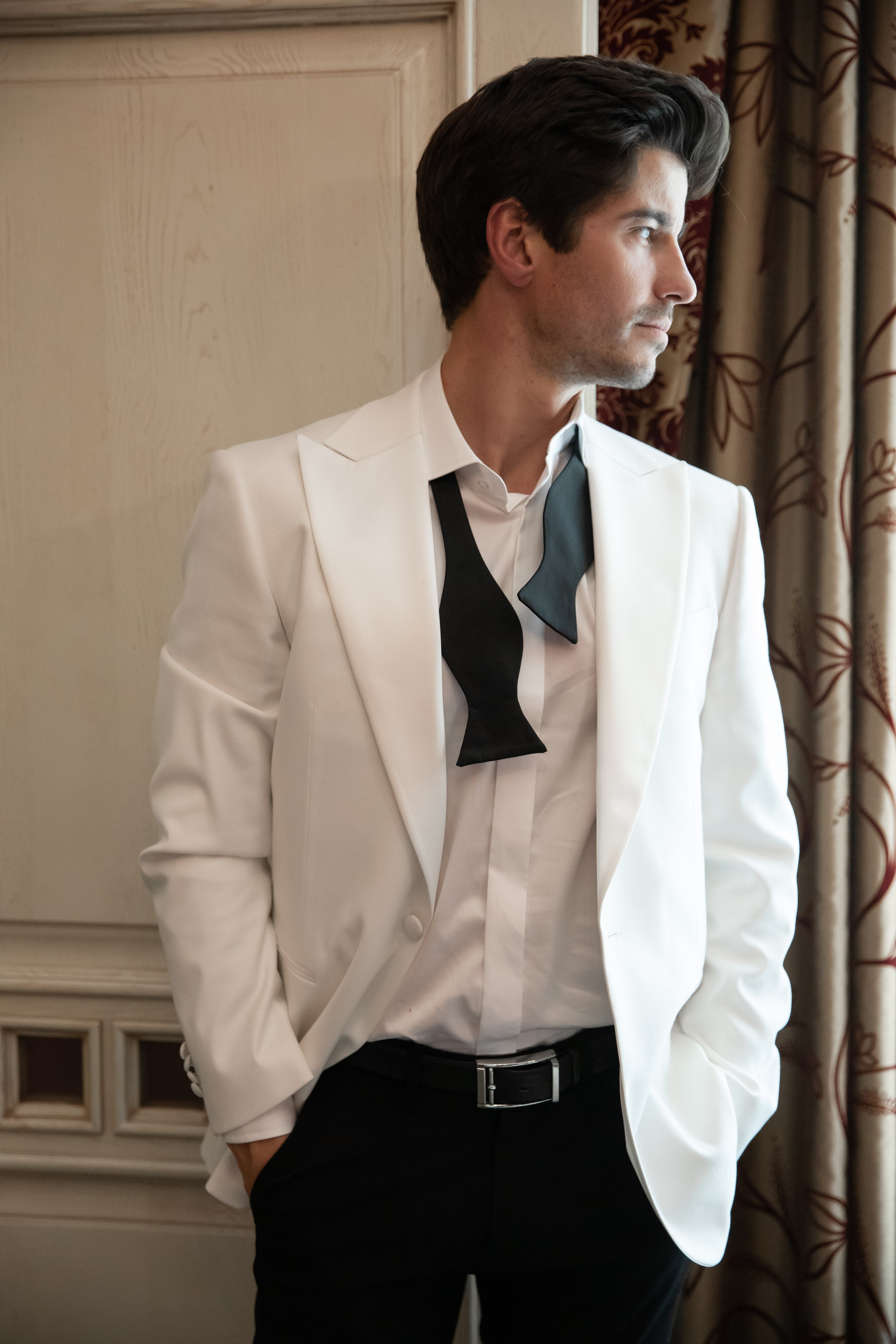 Love Story в отеле. Иван и Диана. Свадебный фотограф Бакрымова Валентина