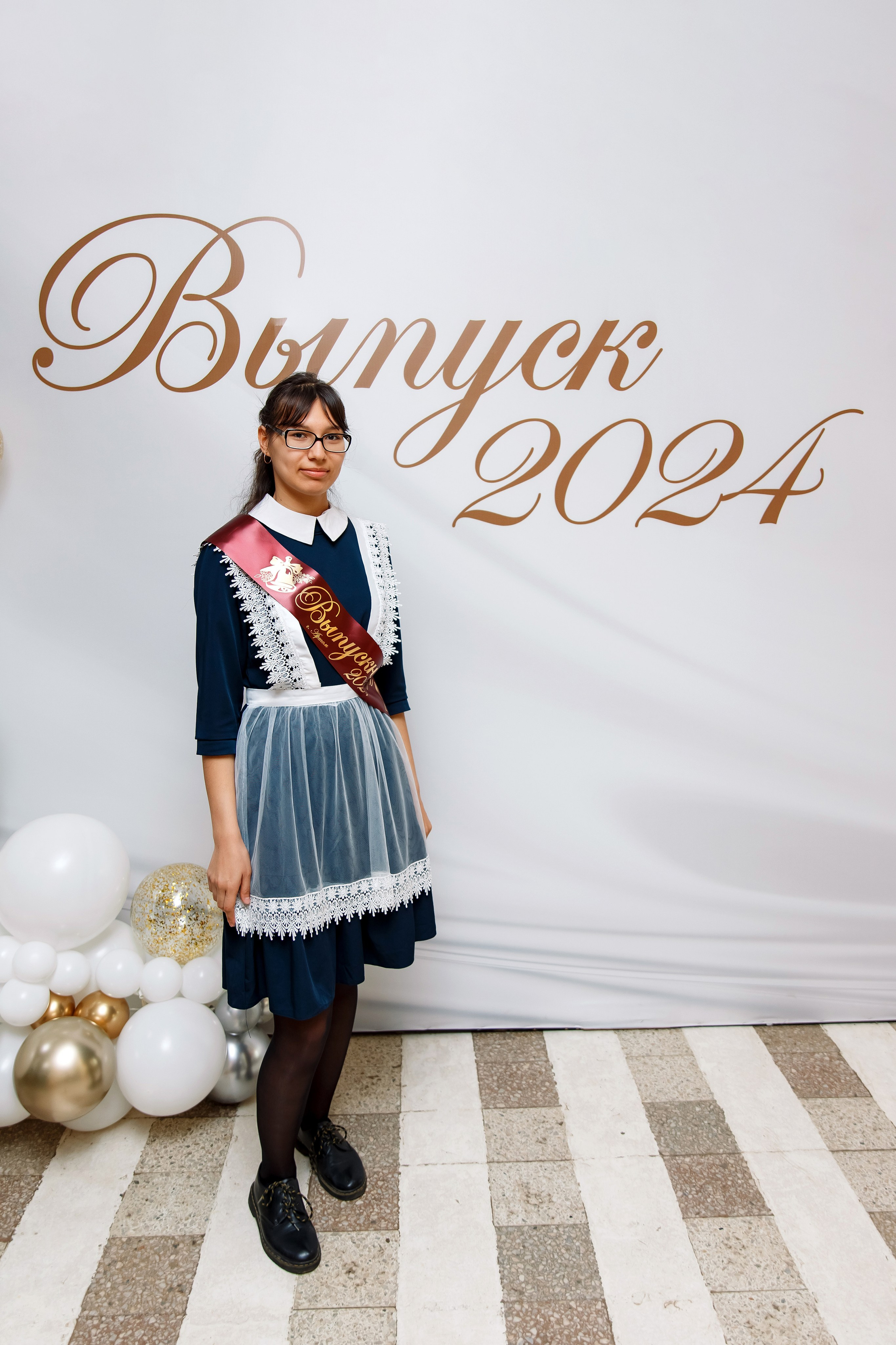 11 класс Последний звонок. Фотограф Любовь Корниенко, Примоский край