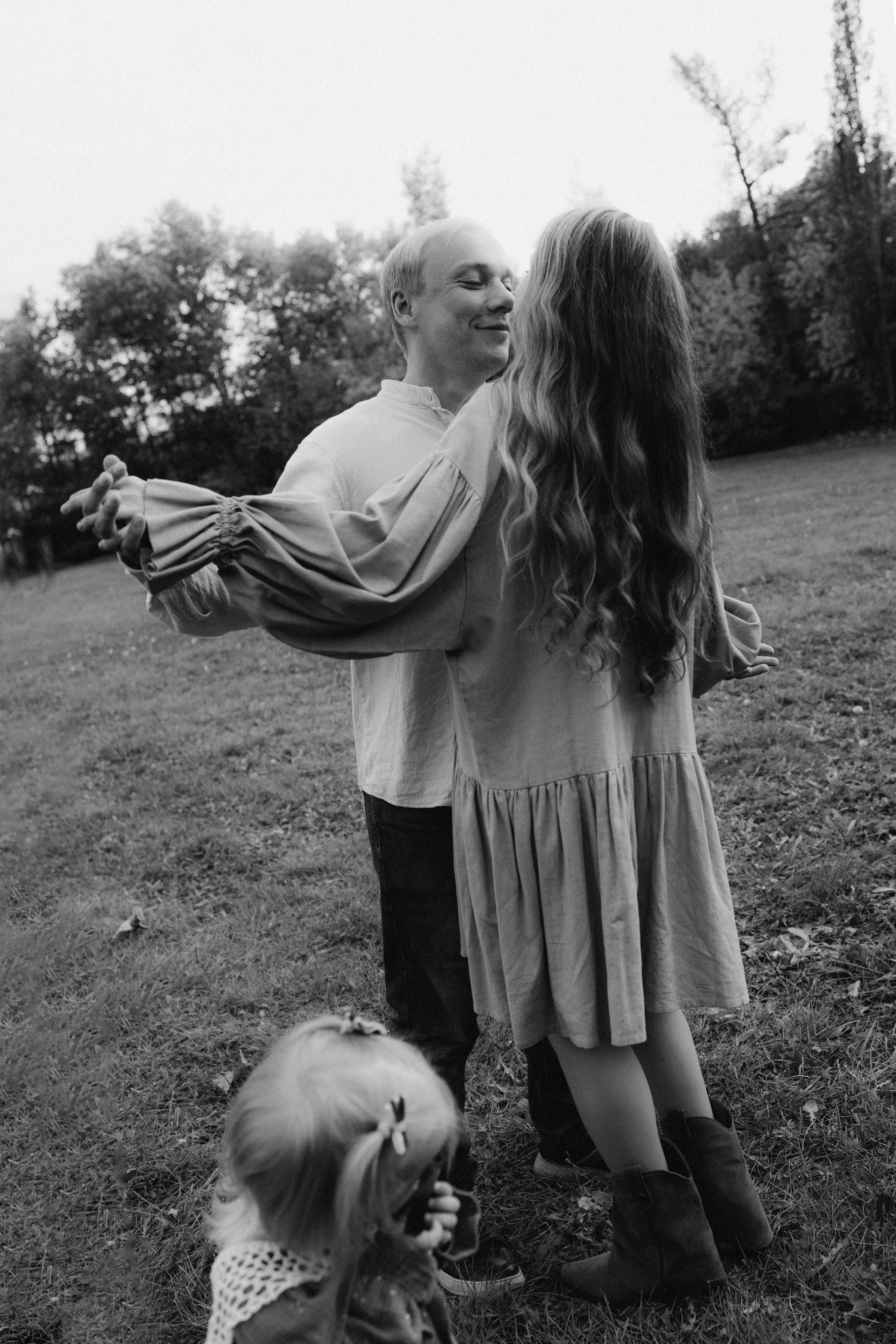 В поисках осенних сокровищ. Lifestyle семейный и детский фотограф в Омске Иванова Екатерина