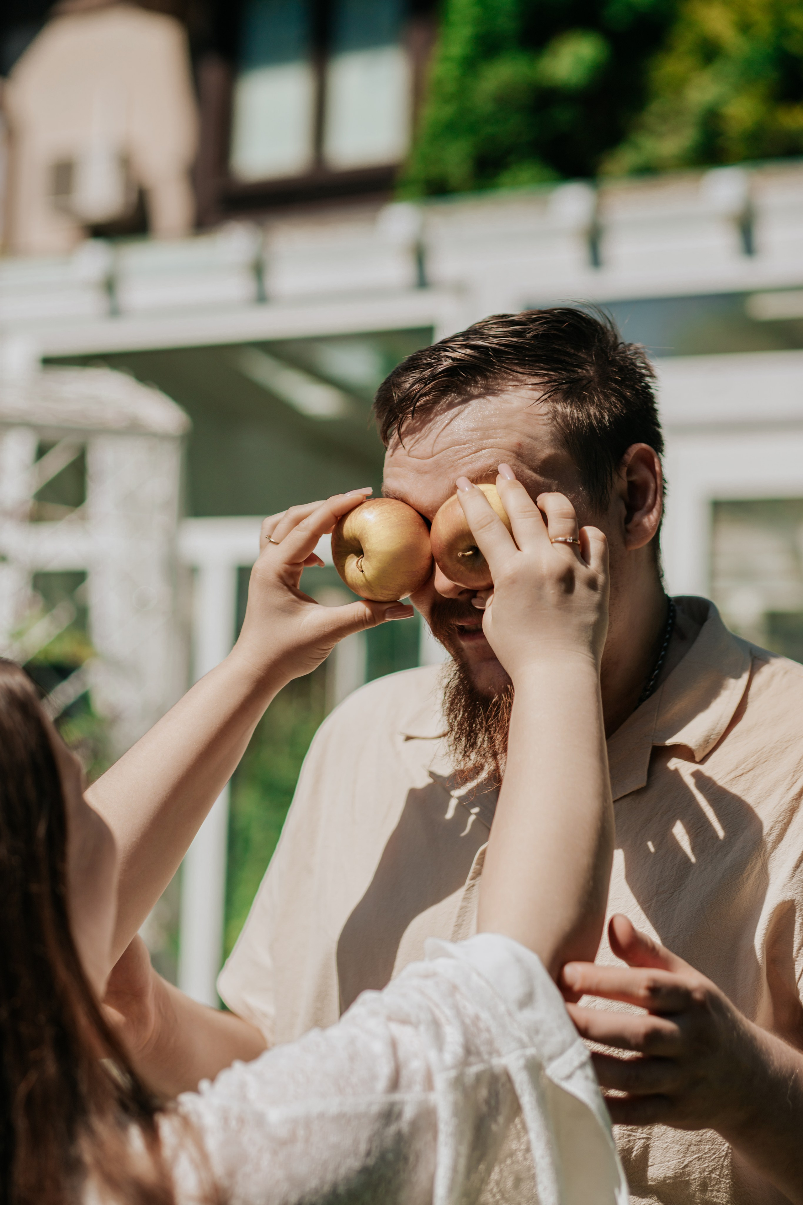 Парная фотосессия на природе: нежные летние кадры