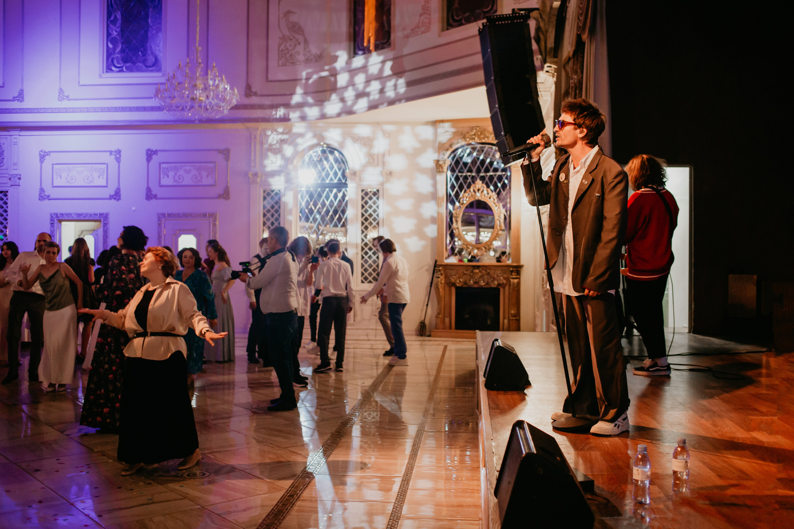 Выпускной. 11 лицей. Фотограф в Челябинске Ополихина Анна