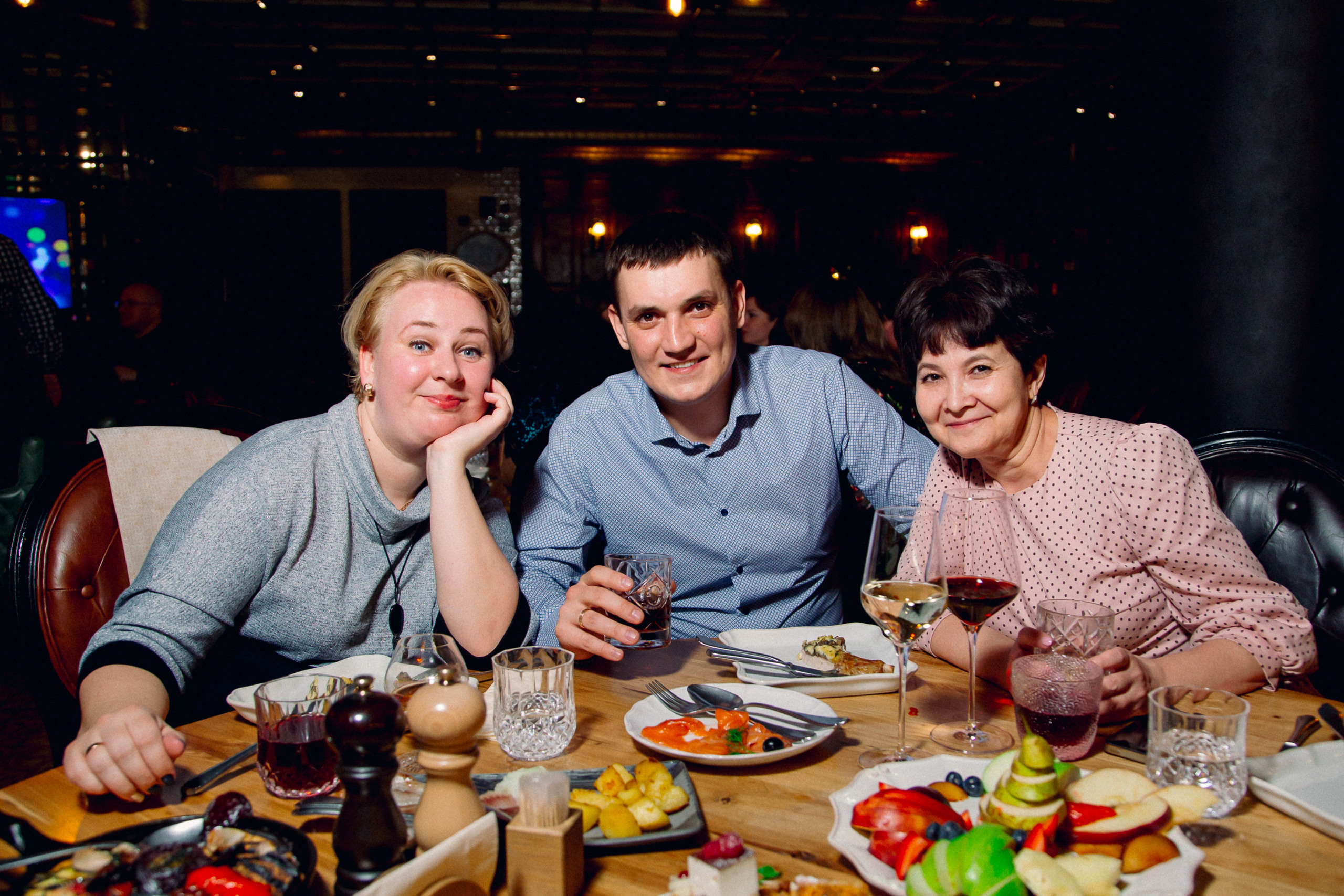 Новогодний корпоратив. FOTOZ Studio / Фотовидеомейкер Андрей Смирнов