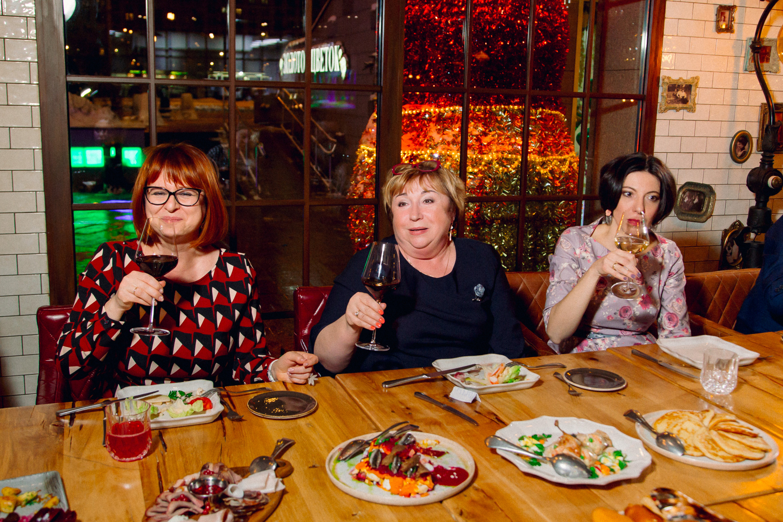 Новогодний корпоратив. FOTOZ Studio / Фотовидеомейкер Андрей Смирнов