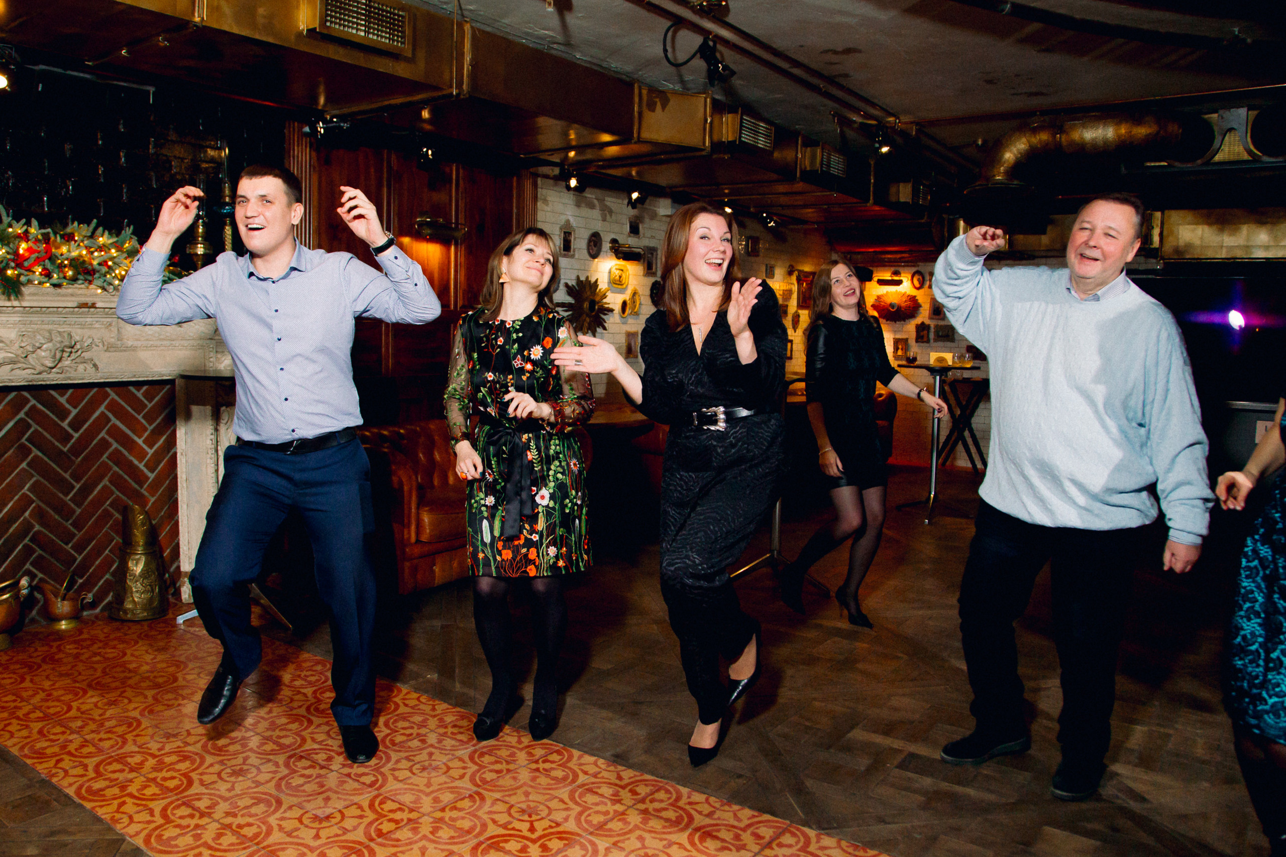 Новогодний корпоратив. FOTOZ Studio / Фотовидеомейкер Андрей Смирнов