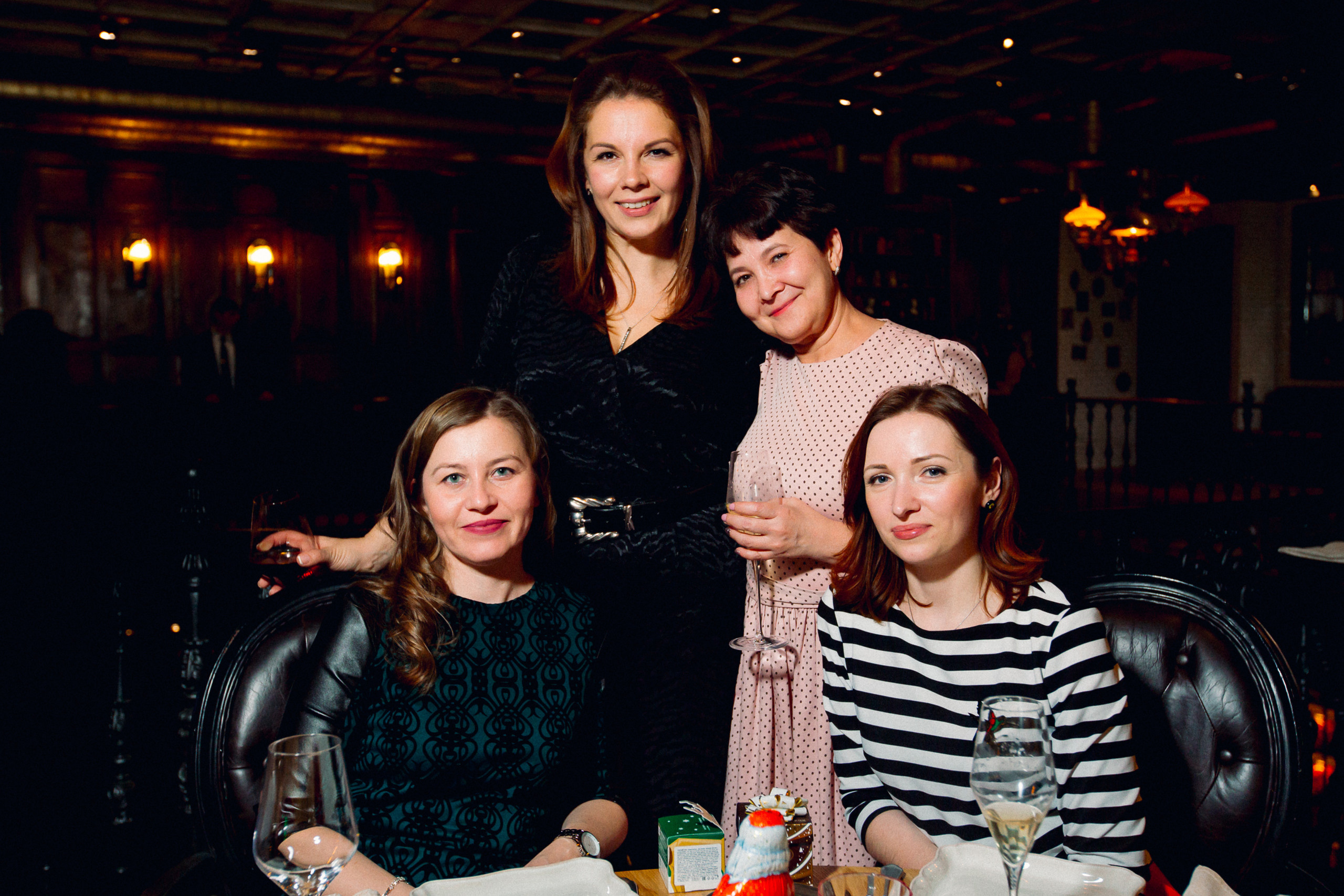 Новогодний корпоратив. FOTOZ Studio / Фотовидеомейкер Андрей Смирнов