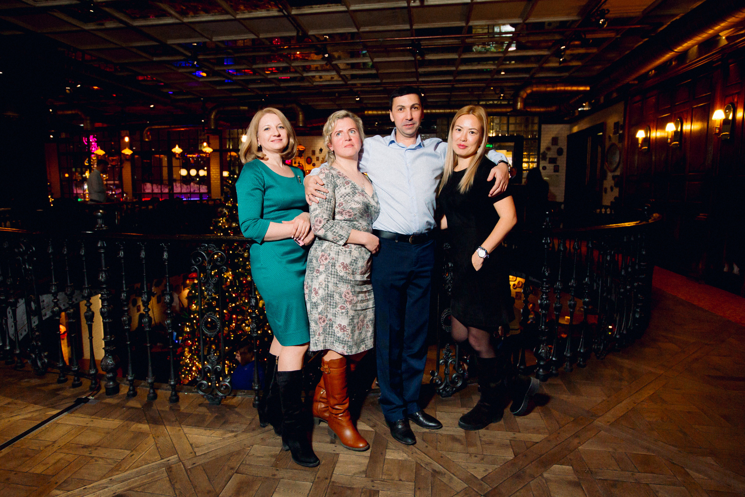 Новогодний корпоратив. FOTOZ Studio / Фотовидеомейкер Андрей Смирнов