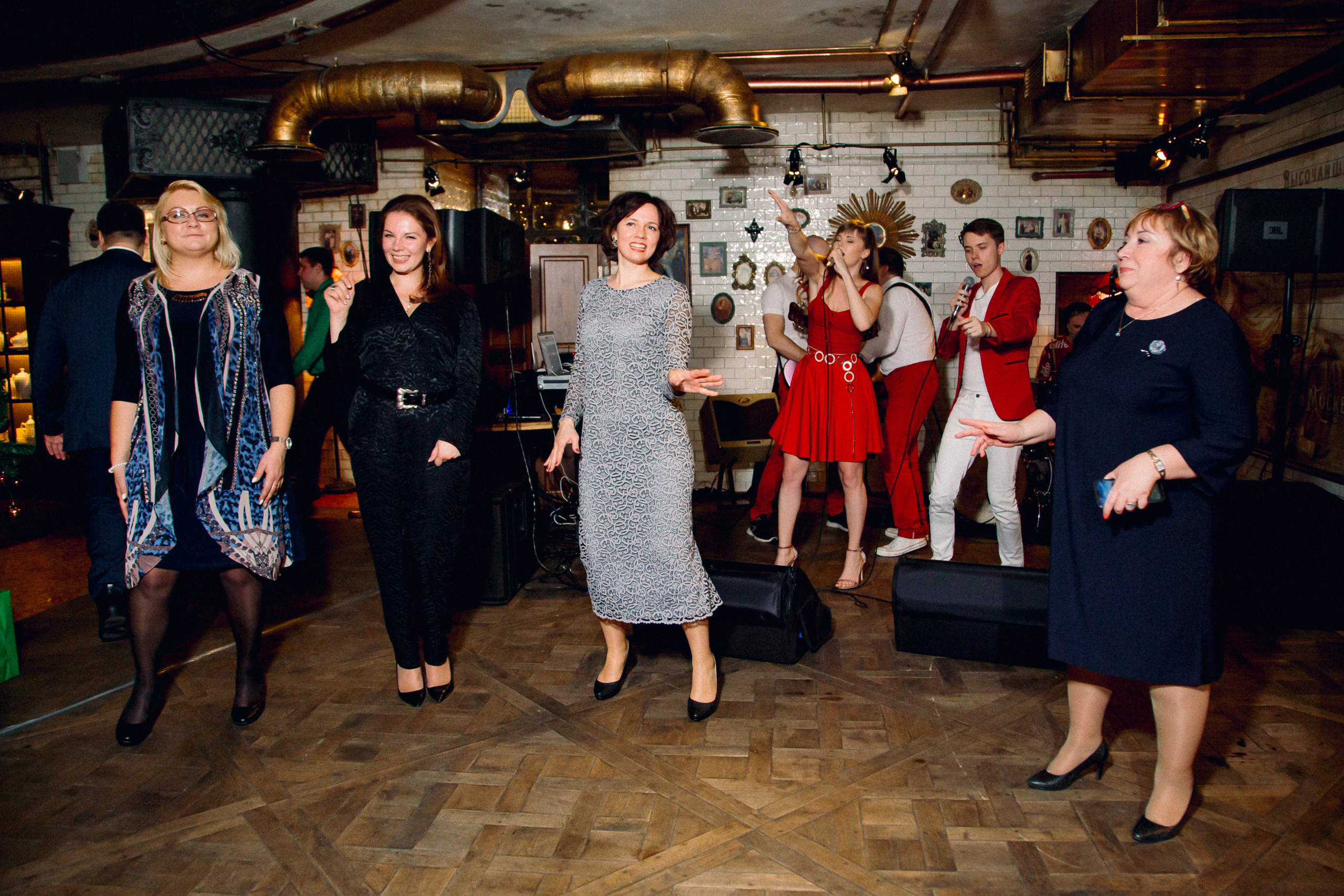 Новогодний корпоратив. FOTOZ Studio / Фотовидеомейкер Андрей Смирнов