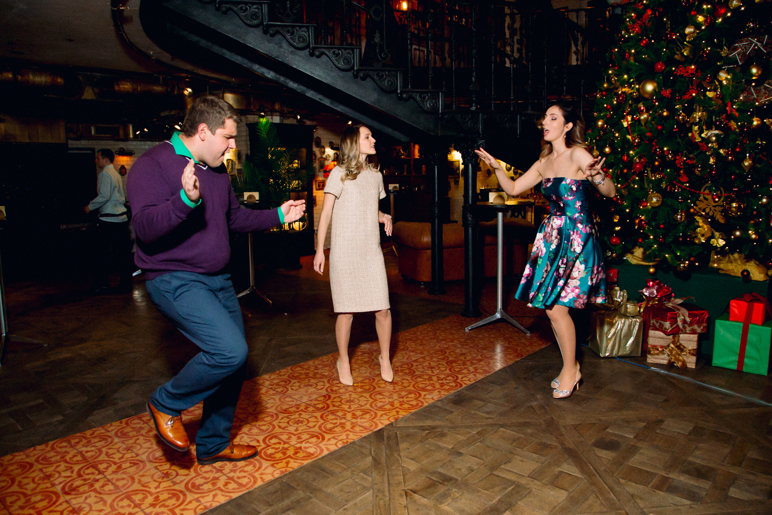 Новогодний корпоратив. FOTOZ Studio / Фотовидеомейкер Андрей Смирнов