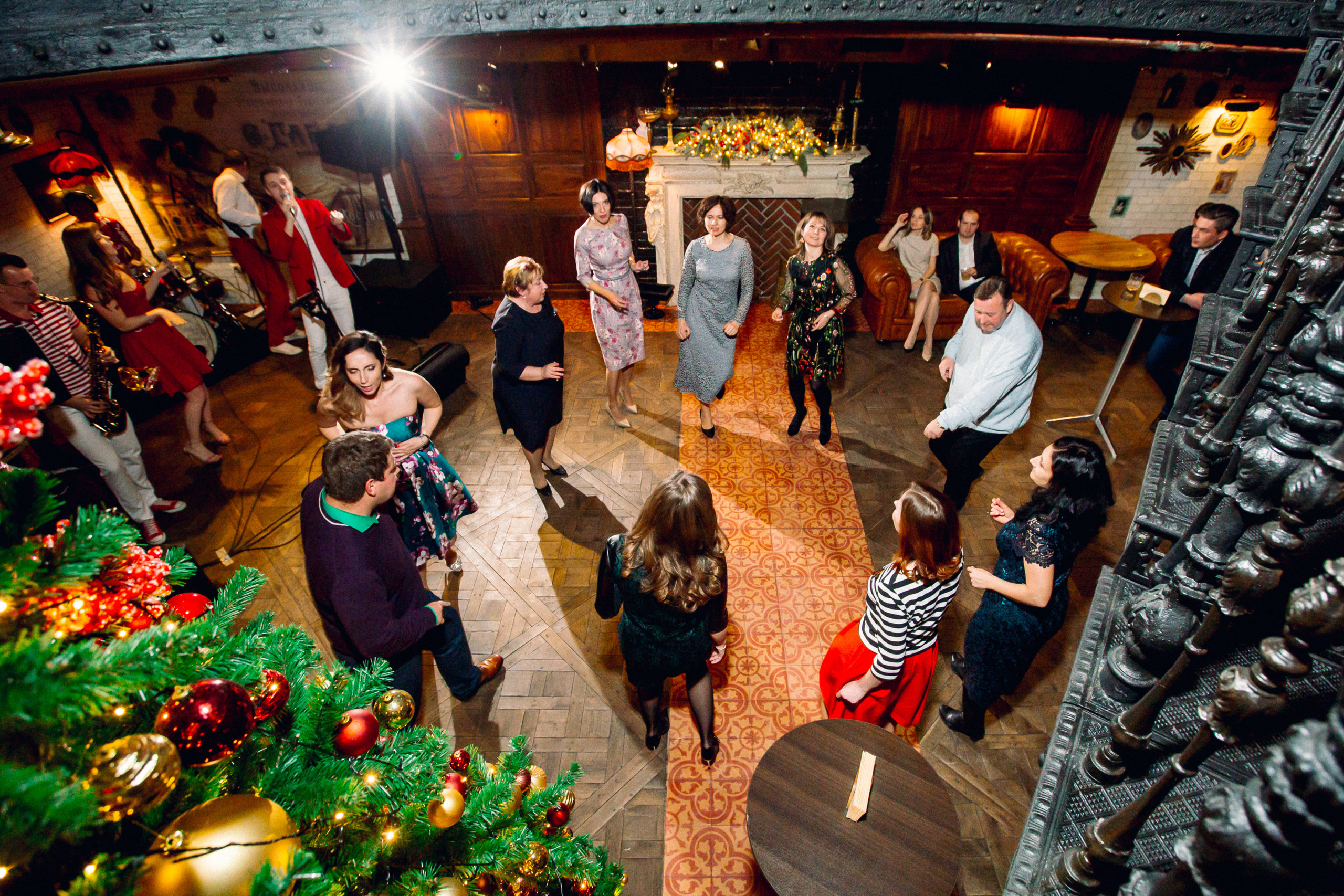 Новогодний корпоратив. FOTOZ Studio / Фотовидеомейкер Андрей Смирнов