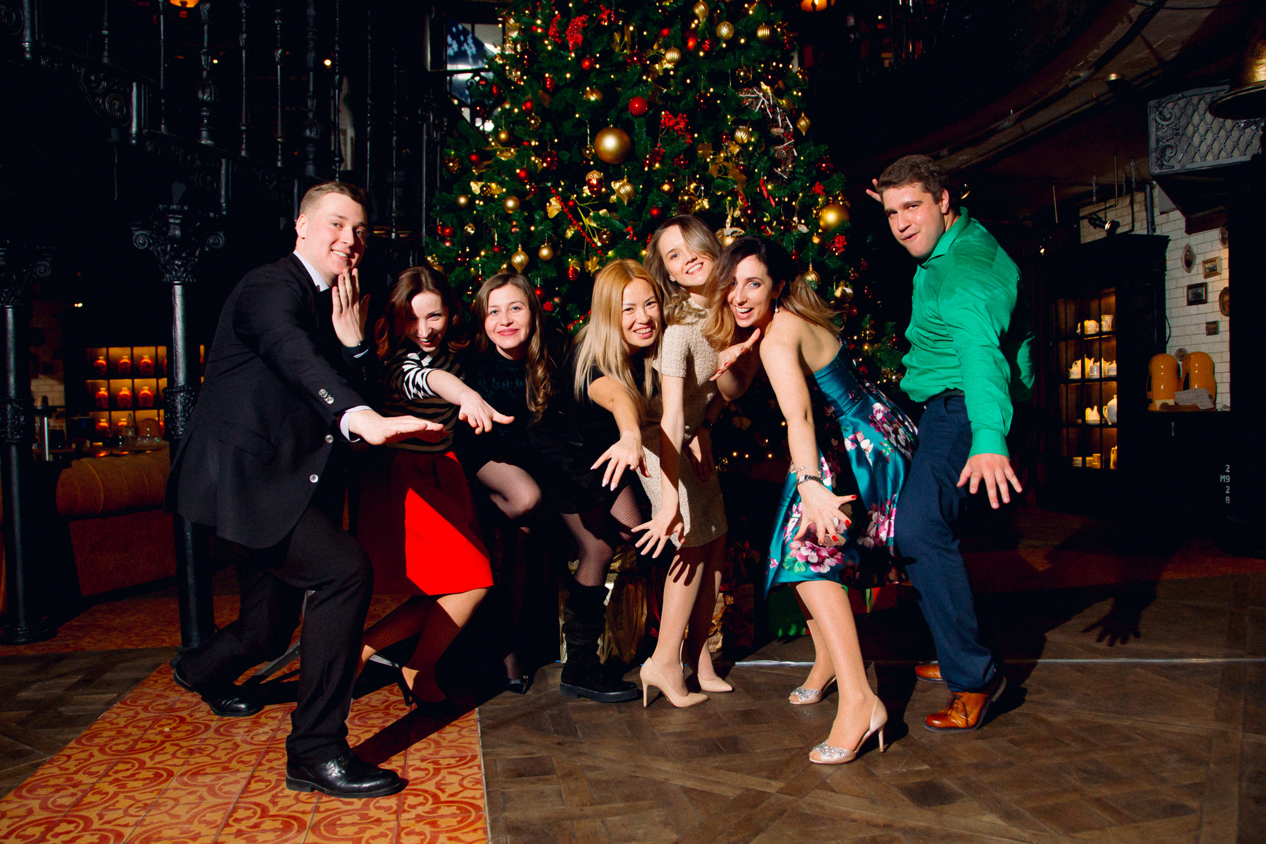 Новогодний корпоратив. FOTOZ Studio / Фотовидеомейкер Андрей Смирнов