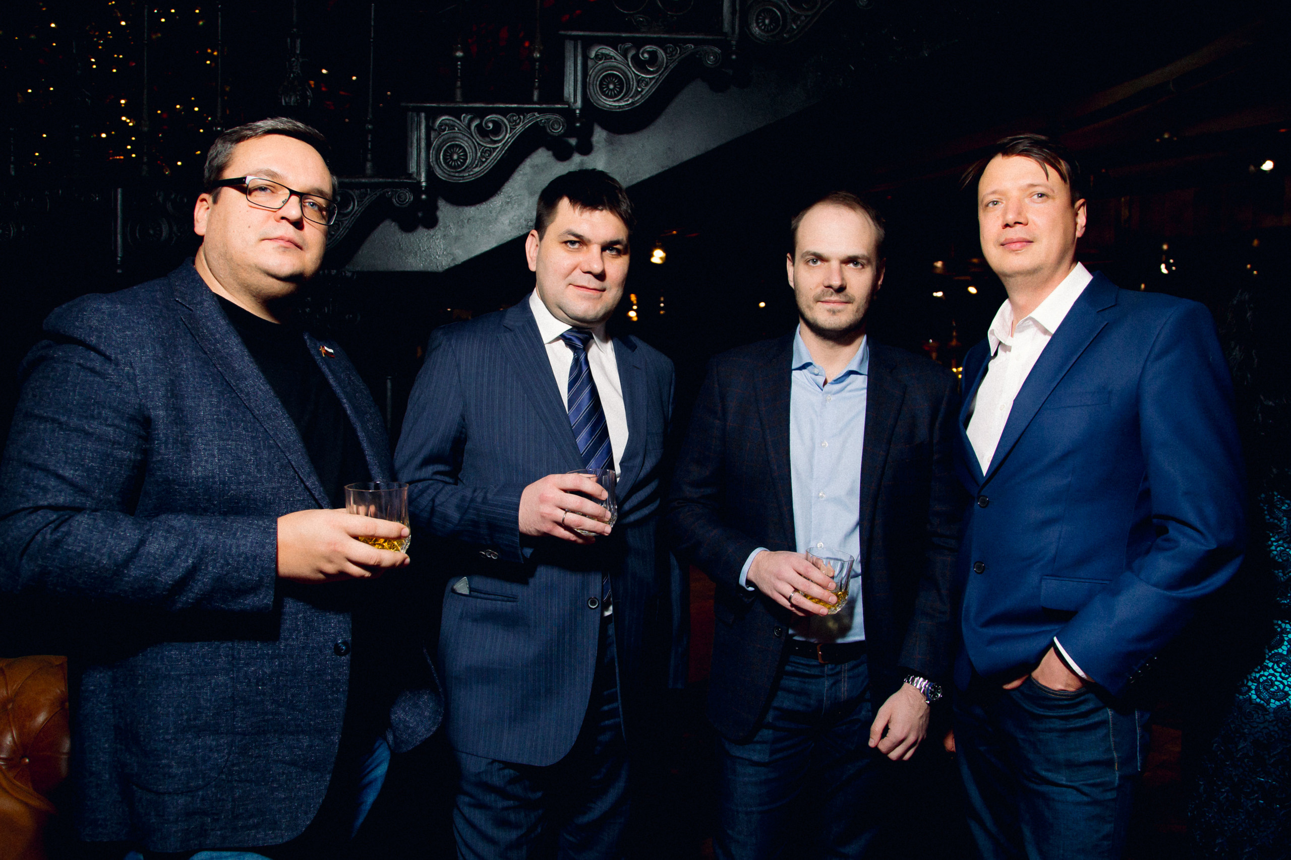 Новогодний корпоратив. FOTOZ Studio / Фотовидеомейкер Андрей Смирнов