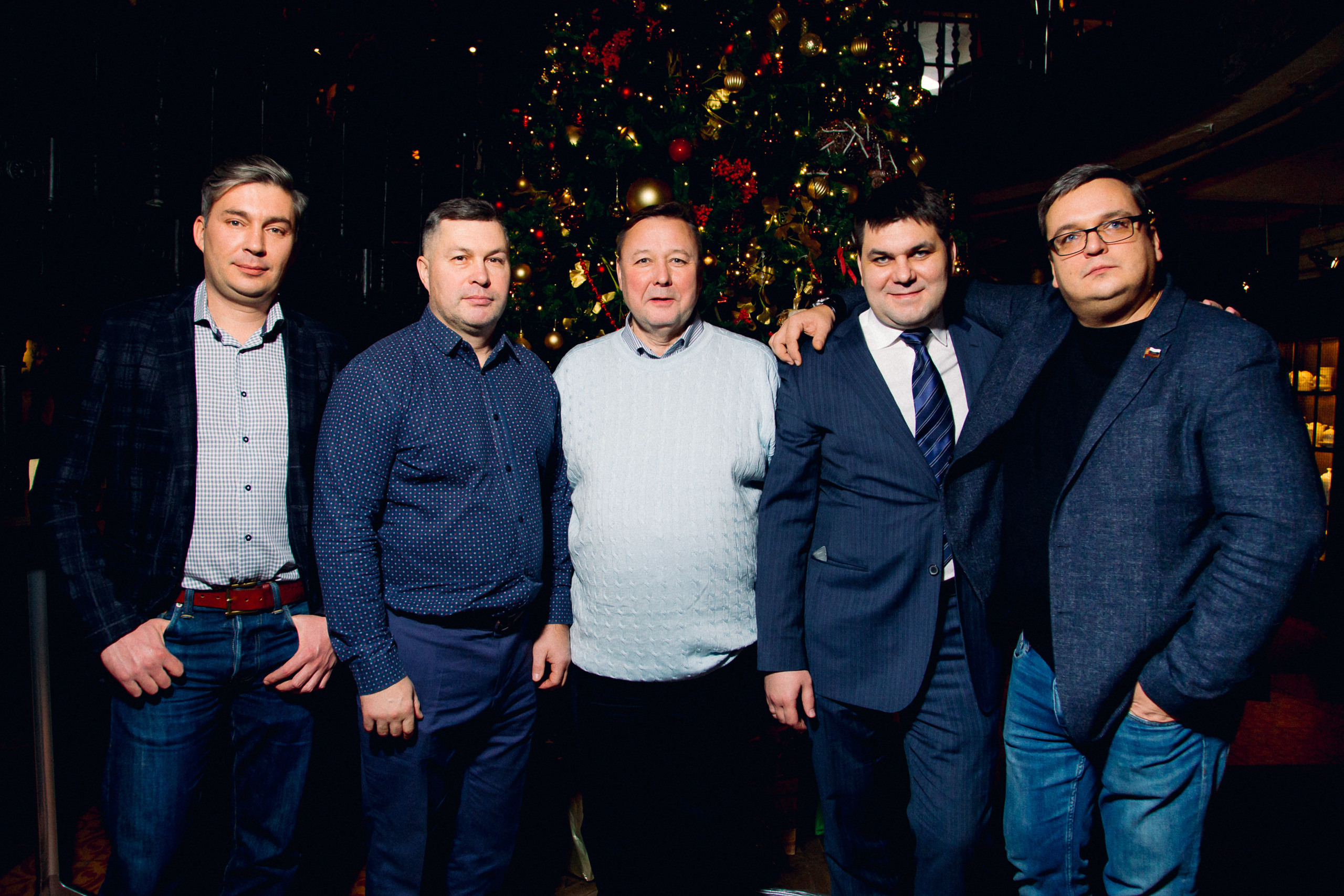 Новогодний корпоратив. FOTOZ Studio / Фотовидеомейкер Андрей Смирнов