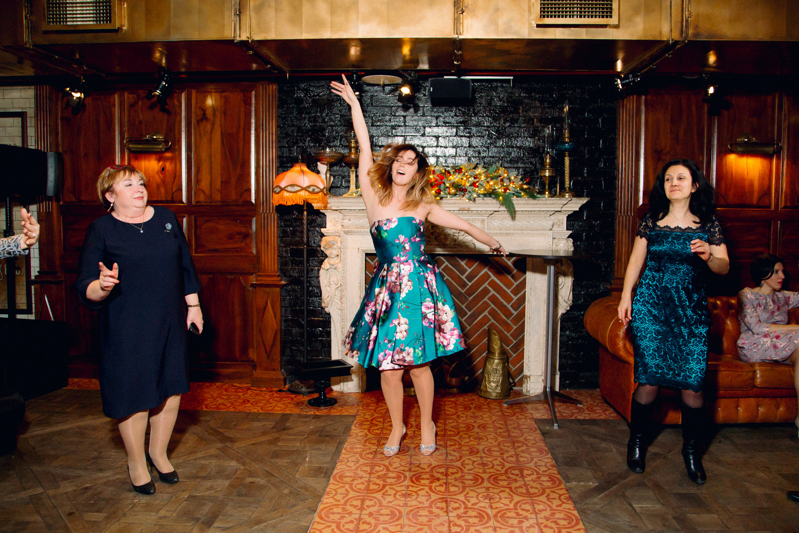 Новогодний корпоратив. FOTOZ Studio / Фотовидеомейкер Андрей Смирнов