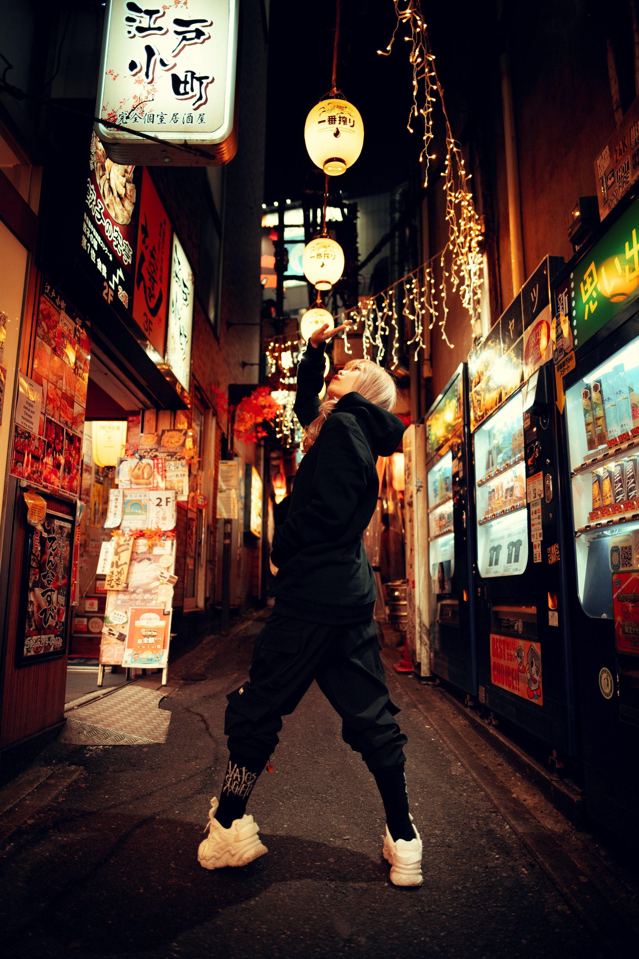 Photographer in Tokyo Anatolii Ozarto