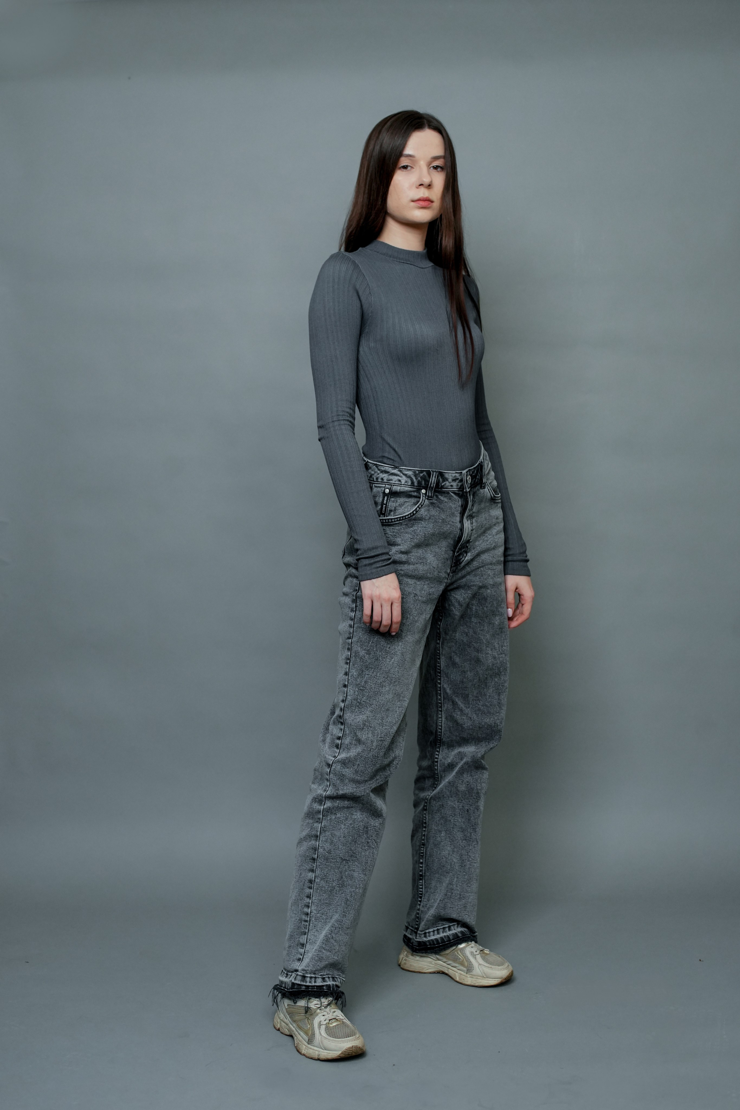 Актриса Дарья Якушевич. Портретная съемка в Москве, студийный фотограф Игорь Фомин