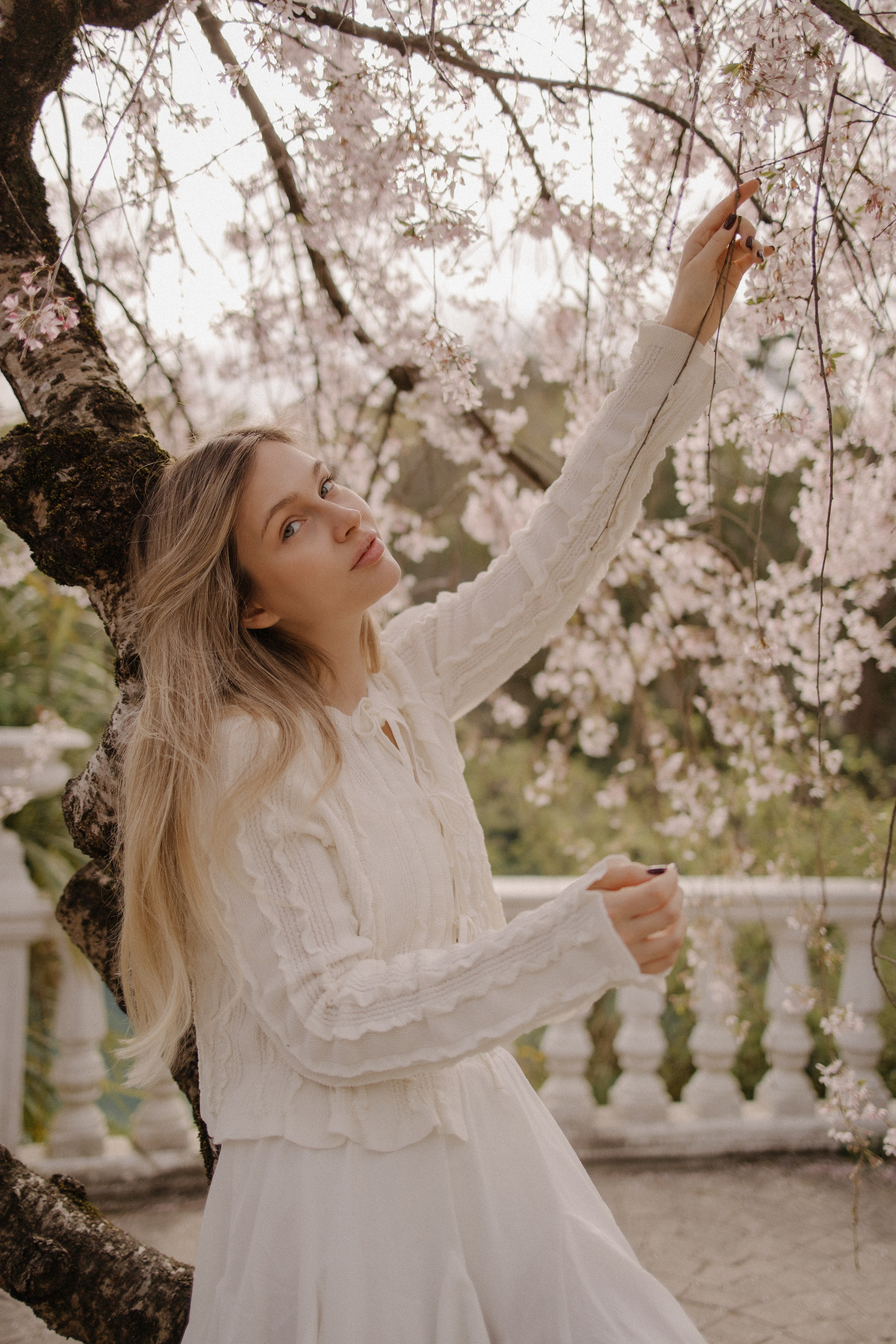 Света в сакуре. Фотограф Сочи Адлер Сириус Красная поляна Олеся Минив