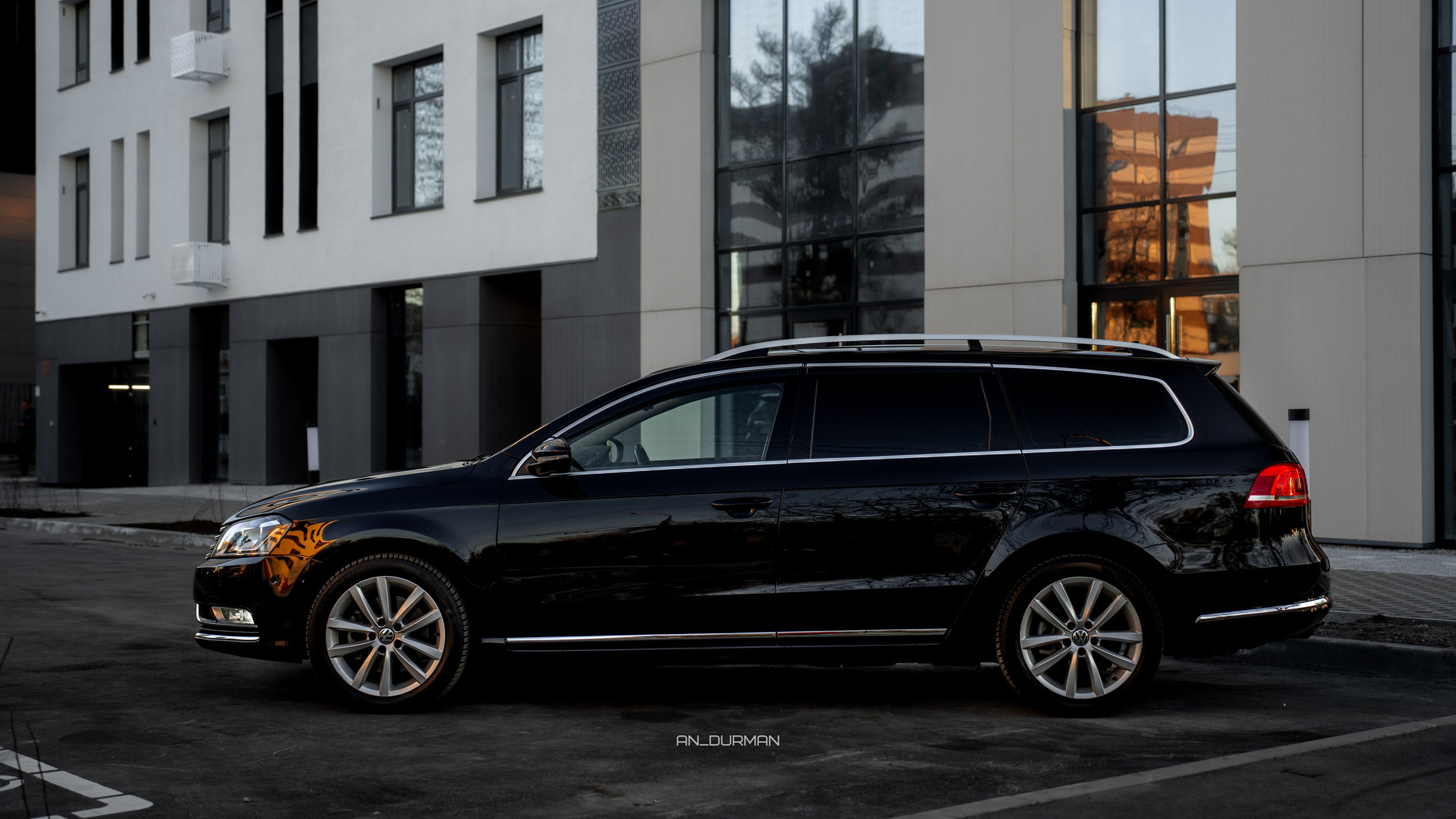 Volkswagen Passat. Фотограф, видеограф и пилот дрона на Байкале
