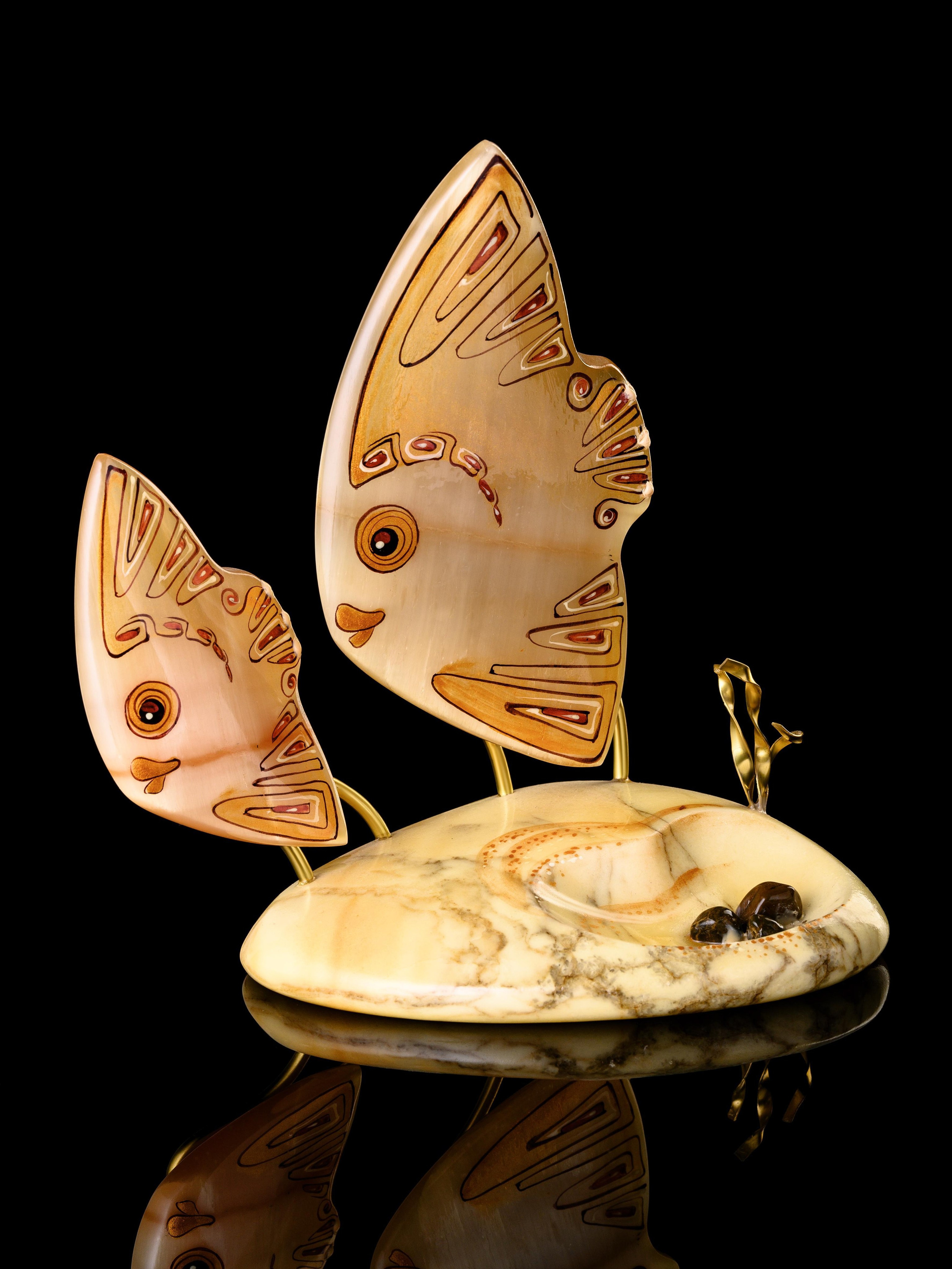 Предметы с глянцевой поверхностью. Предметный фотограф в Москве Станислав Левандовский