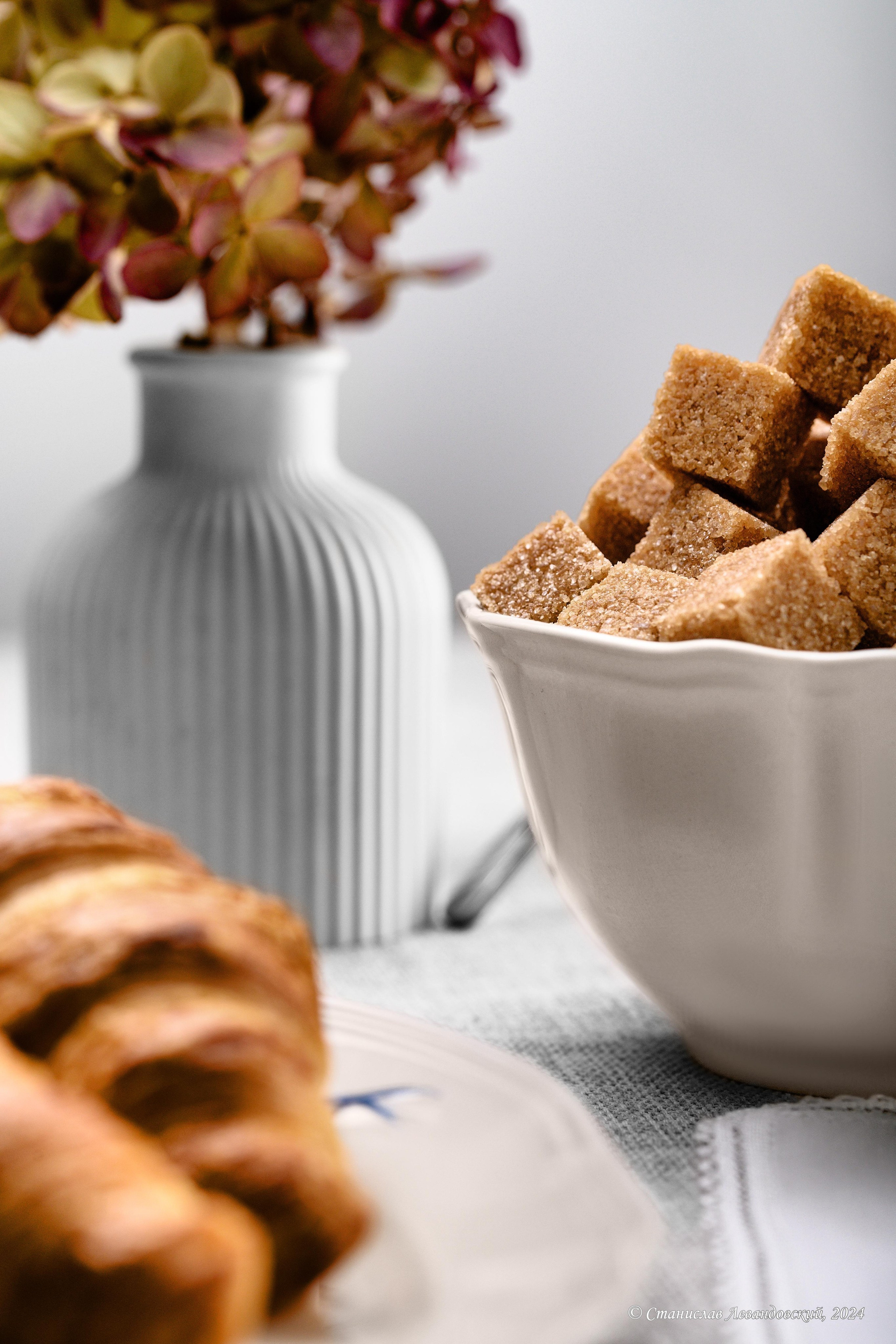 Предметы с глянцевой поверхностью. Предметный фотограф в Москве Станислав Левандовский