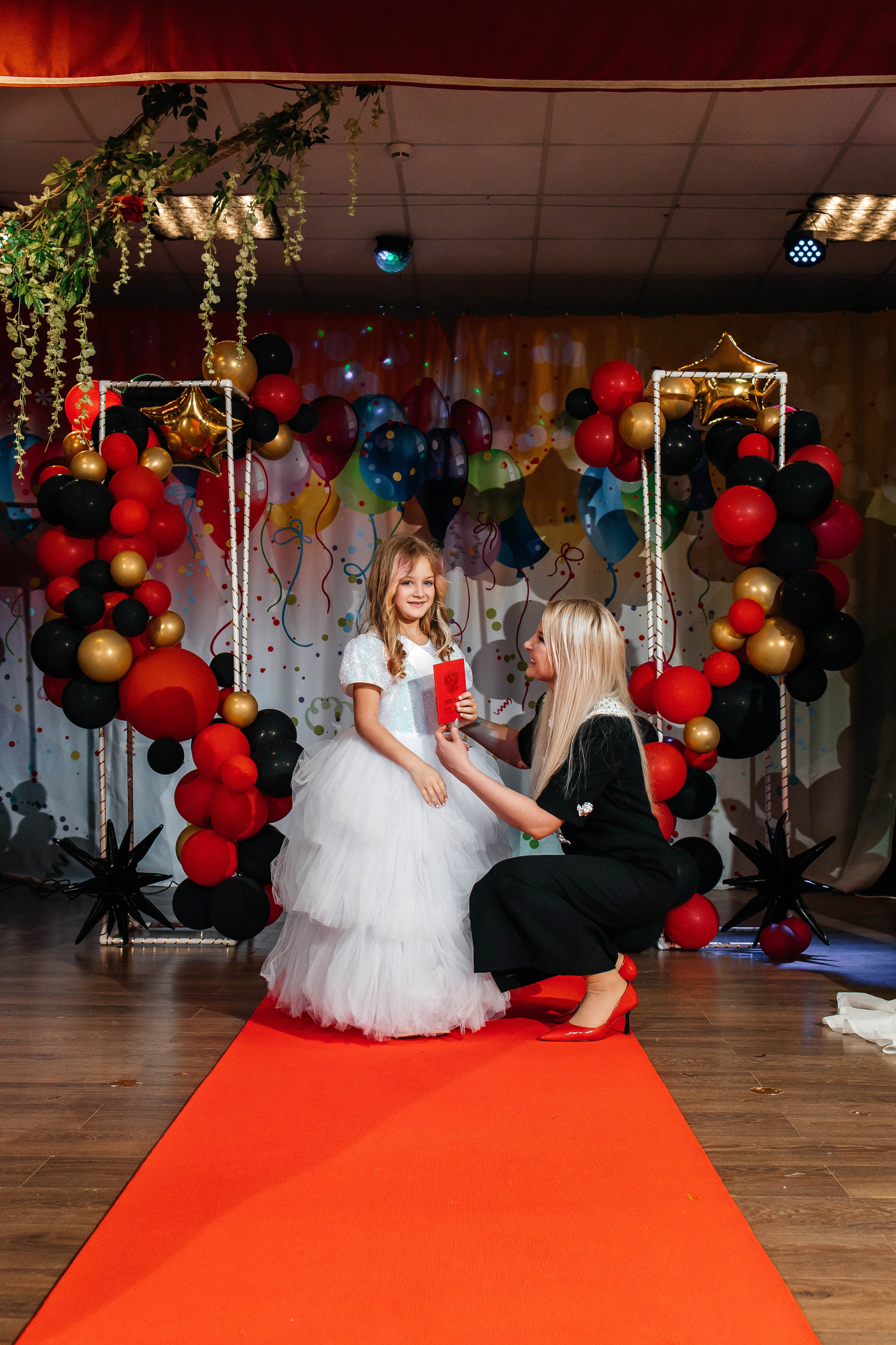 Выпускной в ЛИМПИК. Фотограф в Санкт-Петербурге Виктория Безверхая