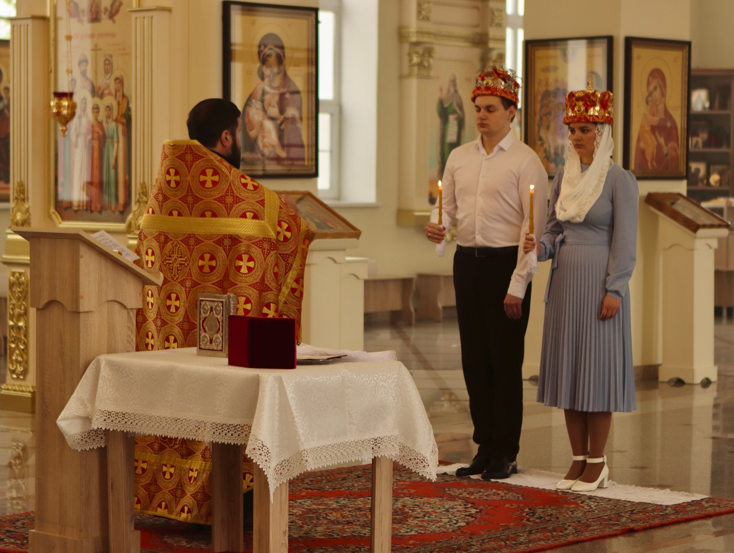 Екатерина и Александр — таинство венчание. Фотограф в Курске Смирнов Евгений