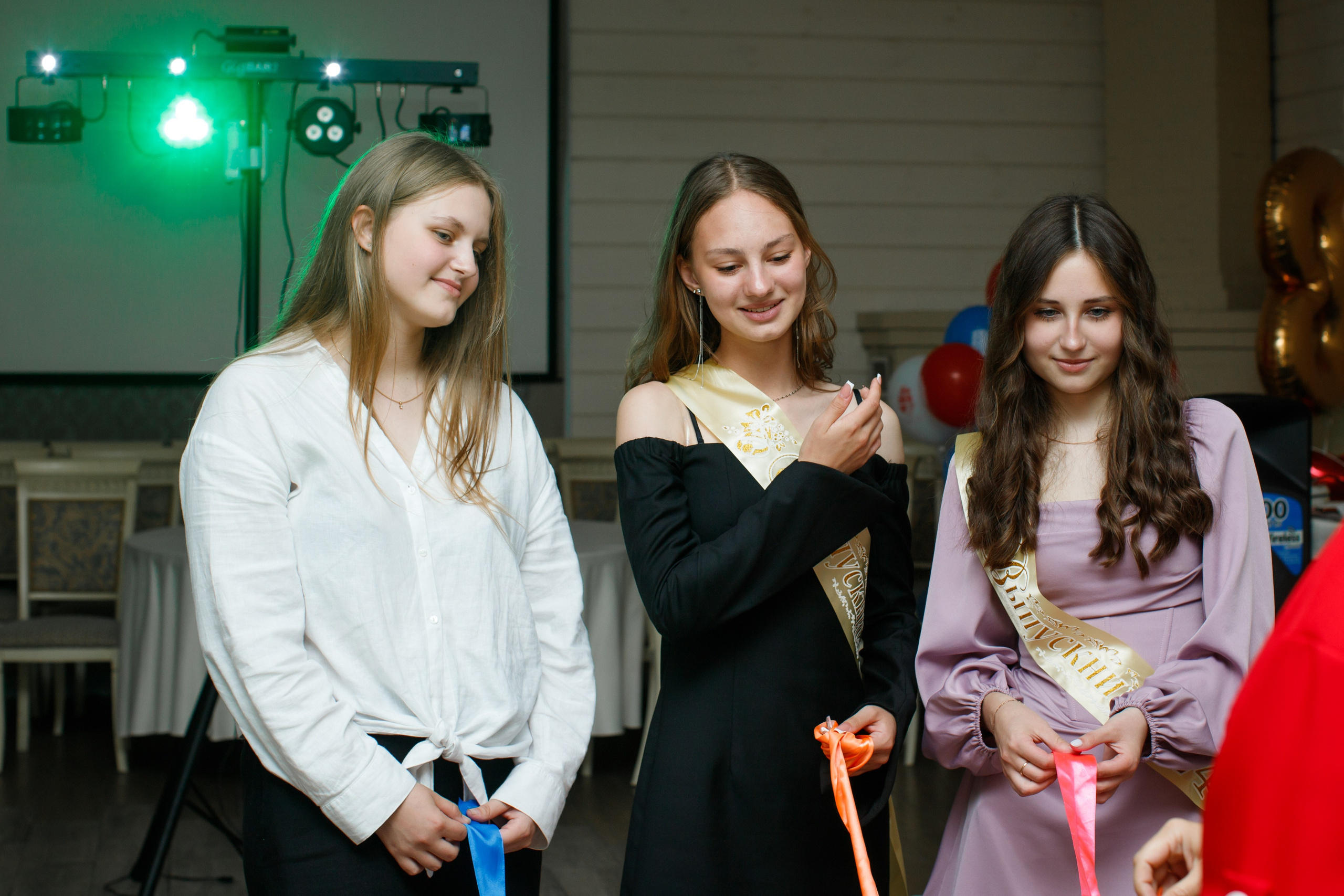 9 класс / Школа № 14 / Выпускной / г. Пушкино. Детский и семейный фотограф Мария Киселёва. Москва