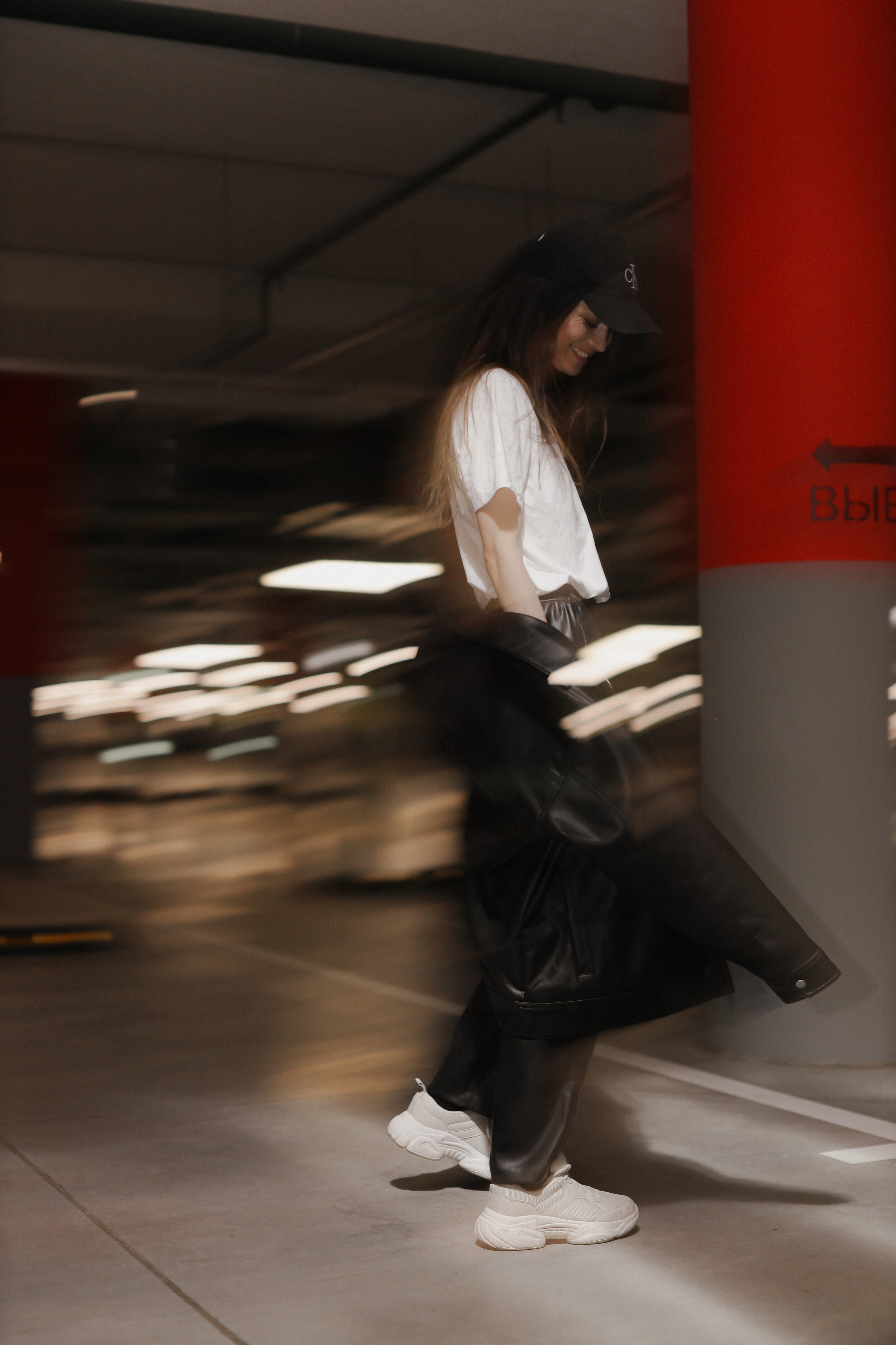 На парковке. Фотограф Анастасия Пинчук