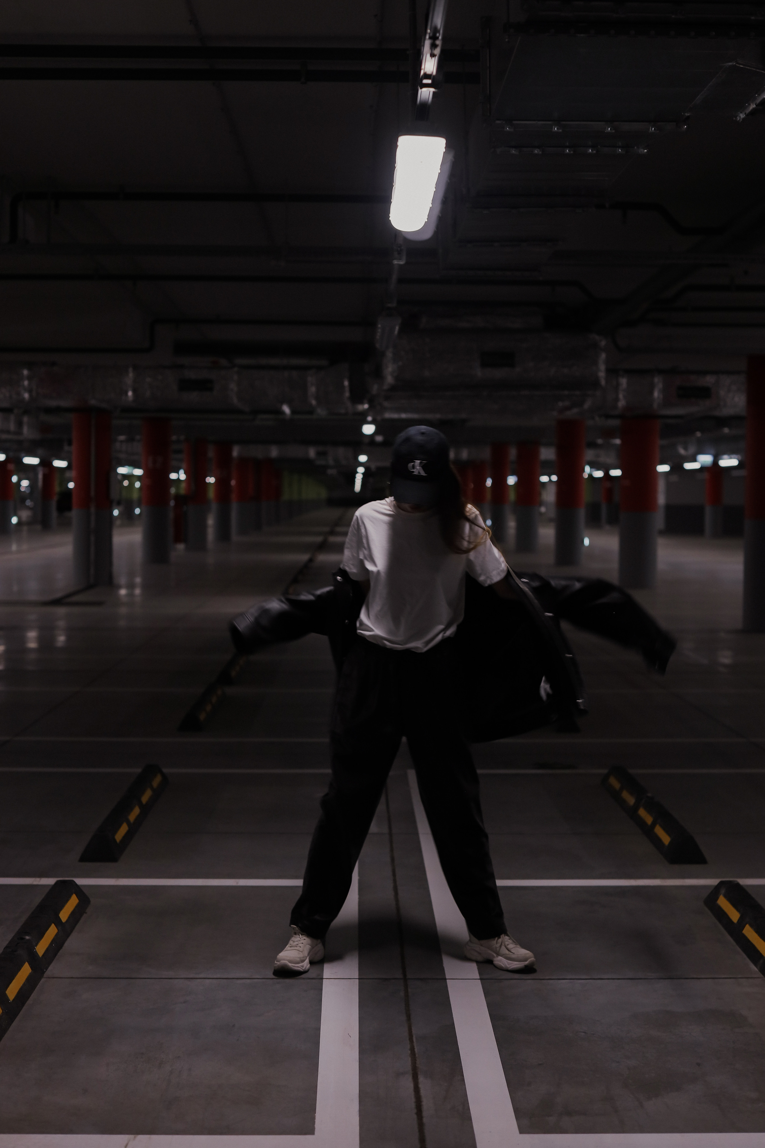 На парковке. Фотограф Анастасия Пинчук