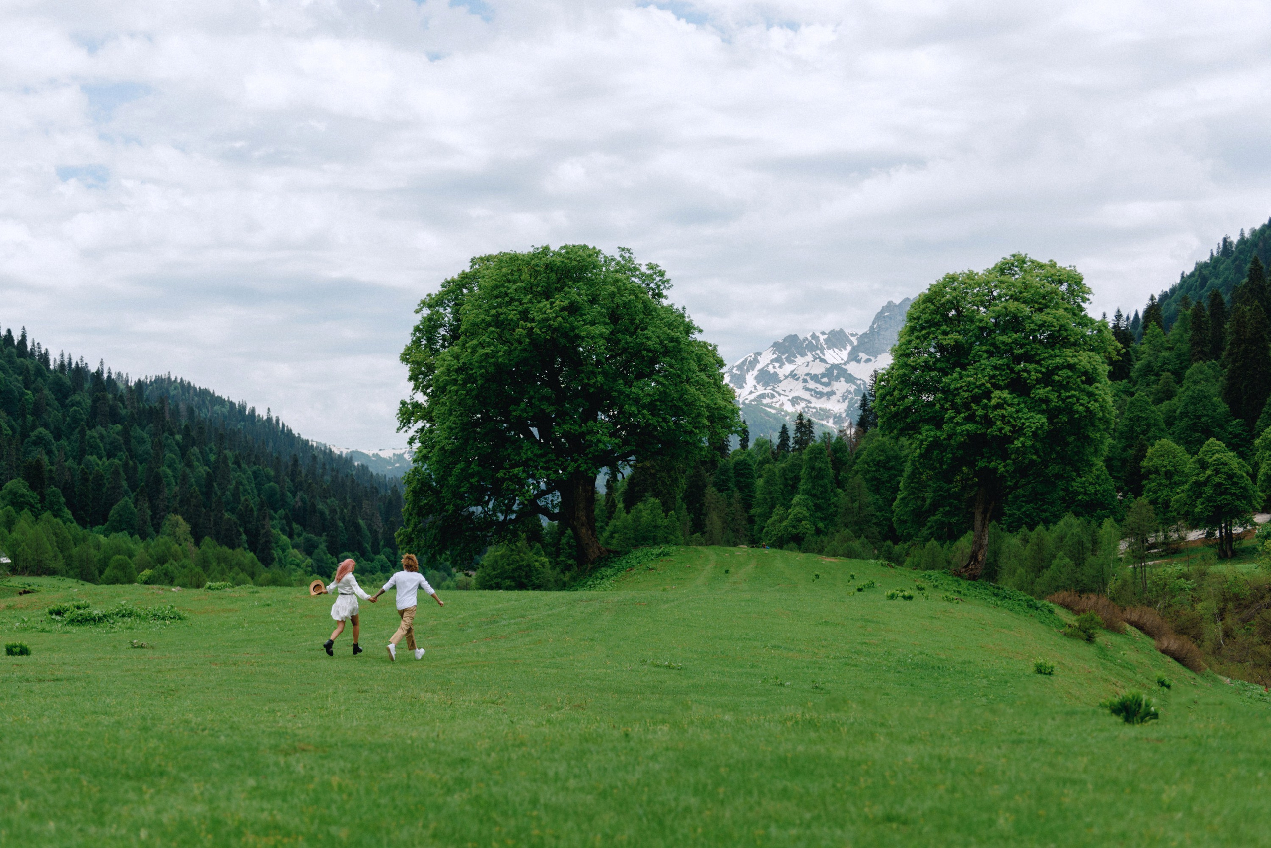 Alpine meadows phototour|The Italian Dolomites Love Story photoshoot. Fedor Lemeshko — Destination Wedding and Family Lifestyle photographer
