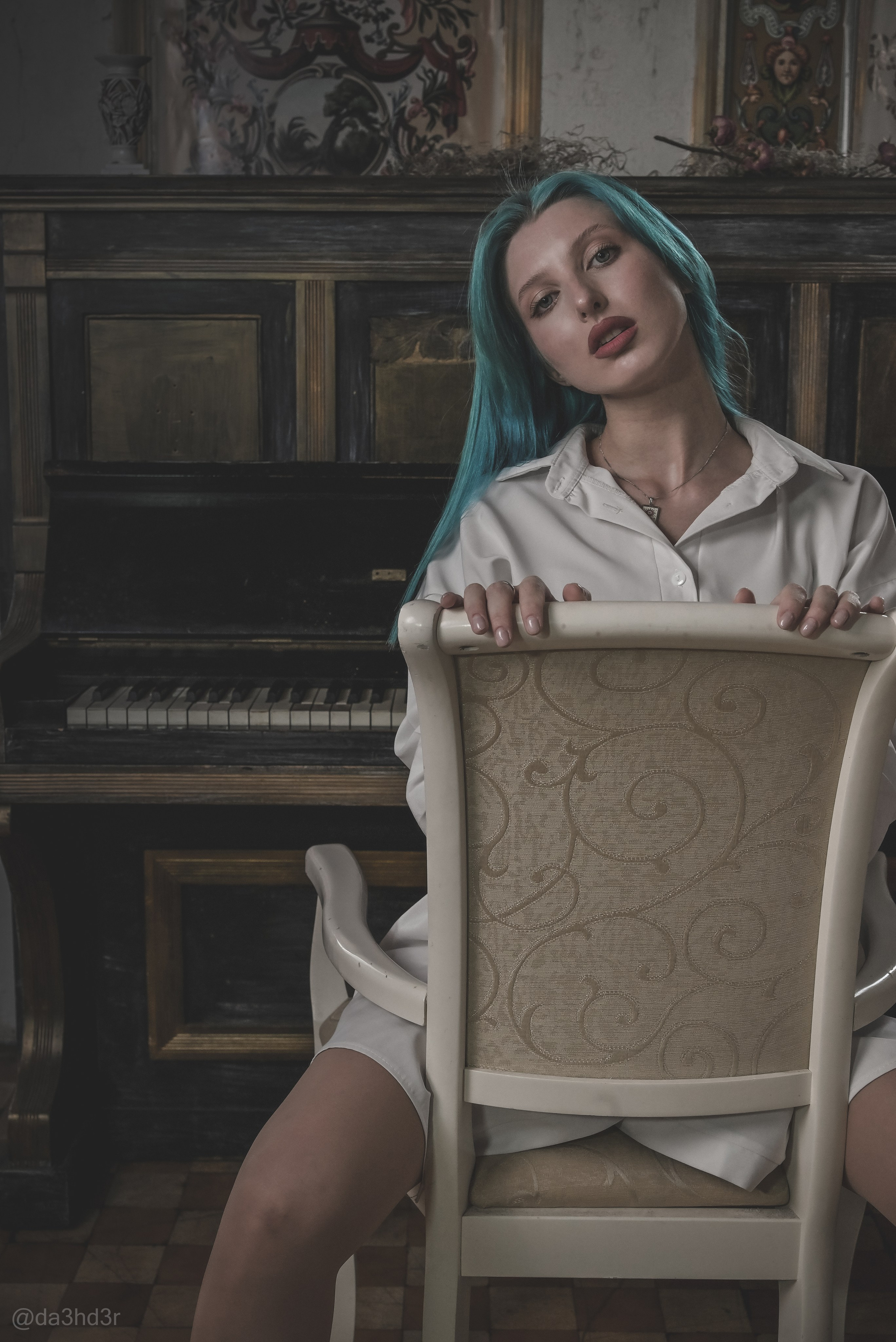 Студийный женский портрет в Москве. Портретный фотограф в Москве Владислав Каданцев