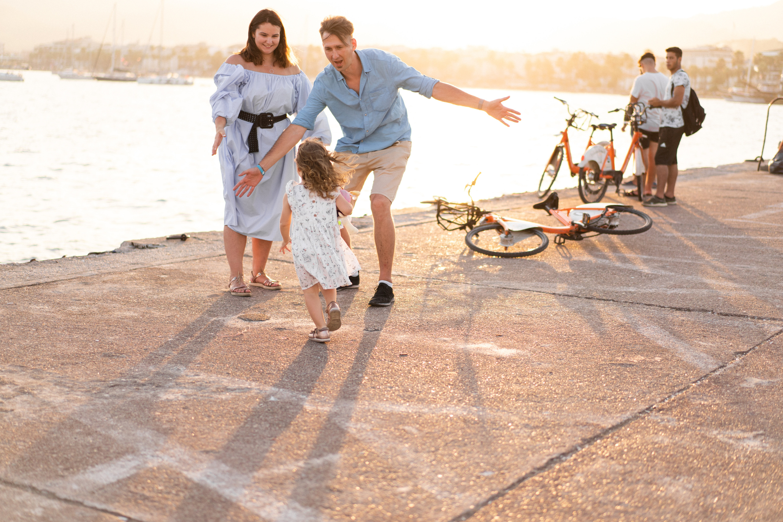 Рамиль, Дарья & Регина. Рыжкова Елена — контент фотограф Москва Тюмень. Стилизация съемки