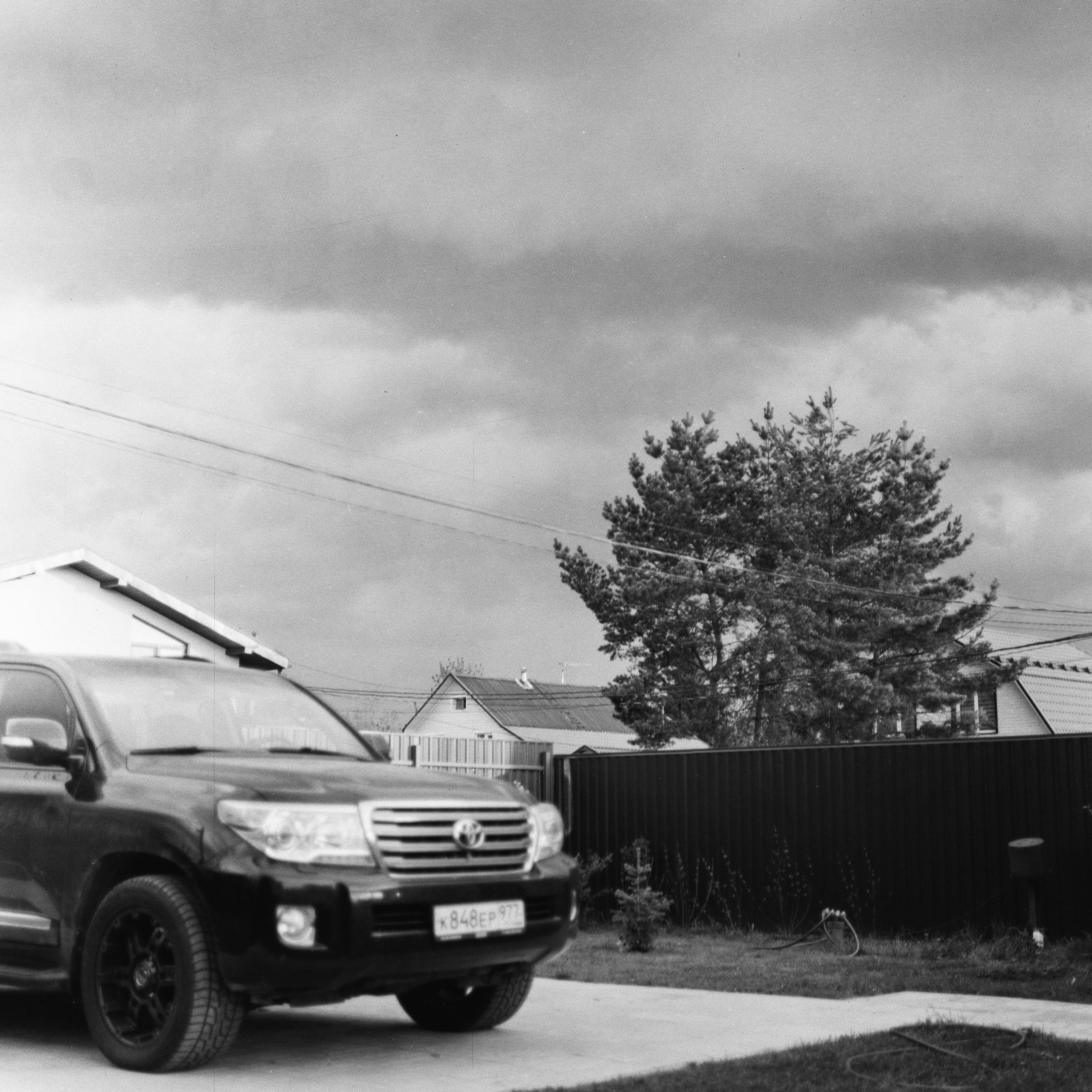 Zanza Bronica S2A — Nikkor-P 75 mm f2.8 | Shanghai P3 100 | Давыдовское 17 мая 2025 года