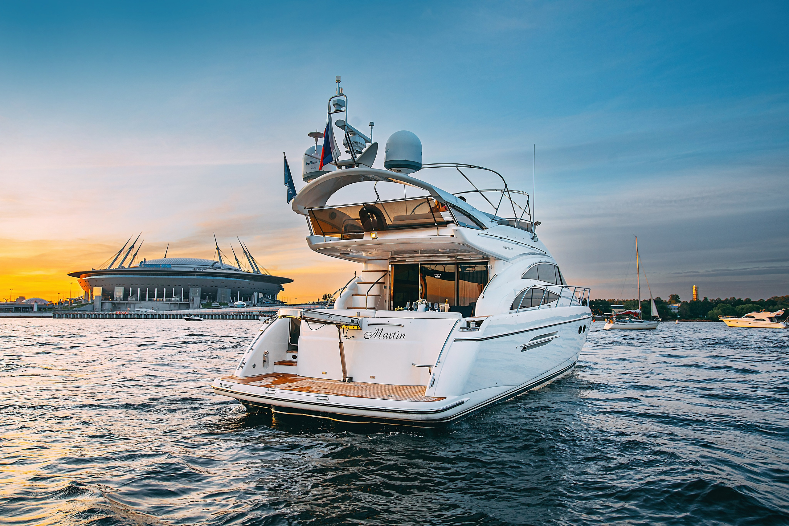 Яхта Princess 57 Esperanza. SPB Rent Boats|аренда катеров и теплоходов