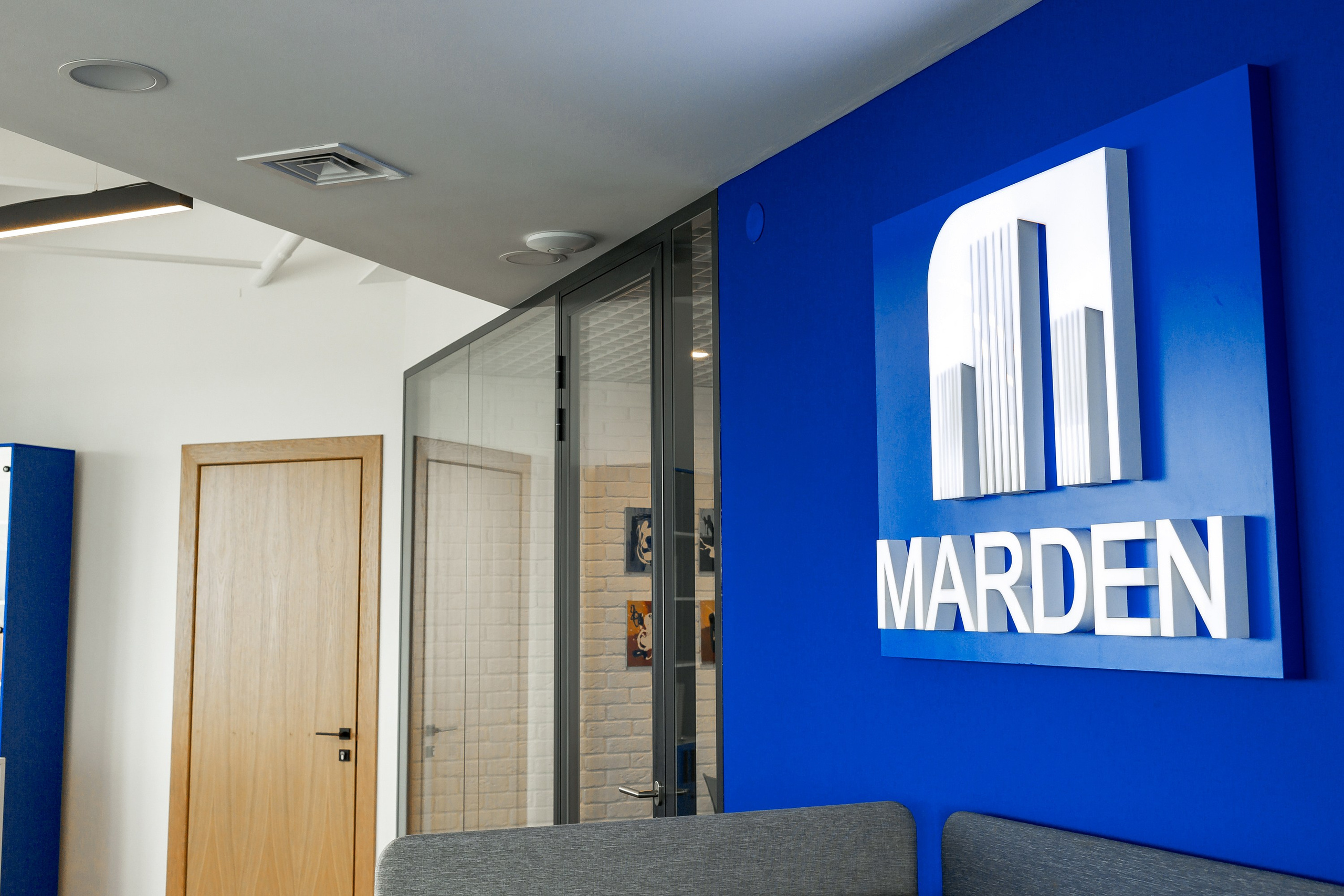 Mercure space. Репортажный фотограф в Алмате Чумаков Георгий