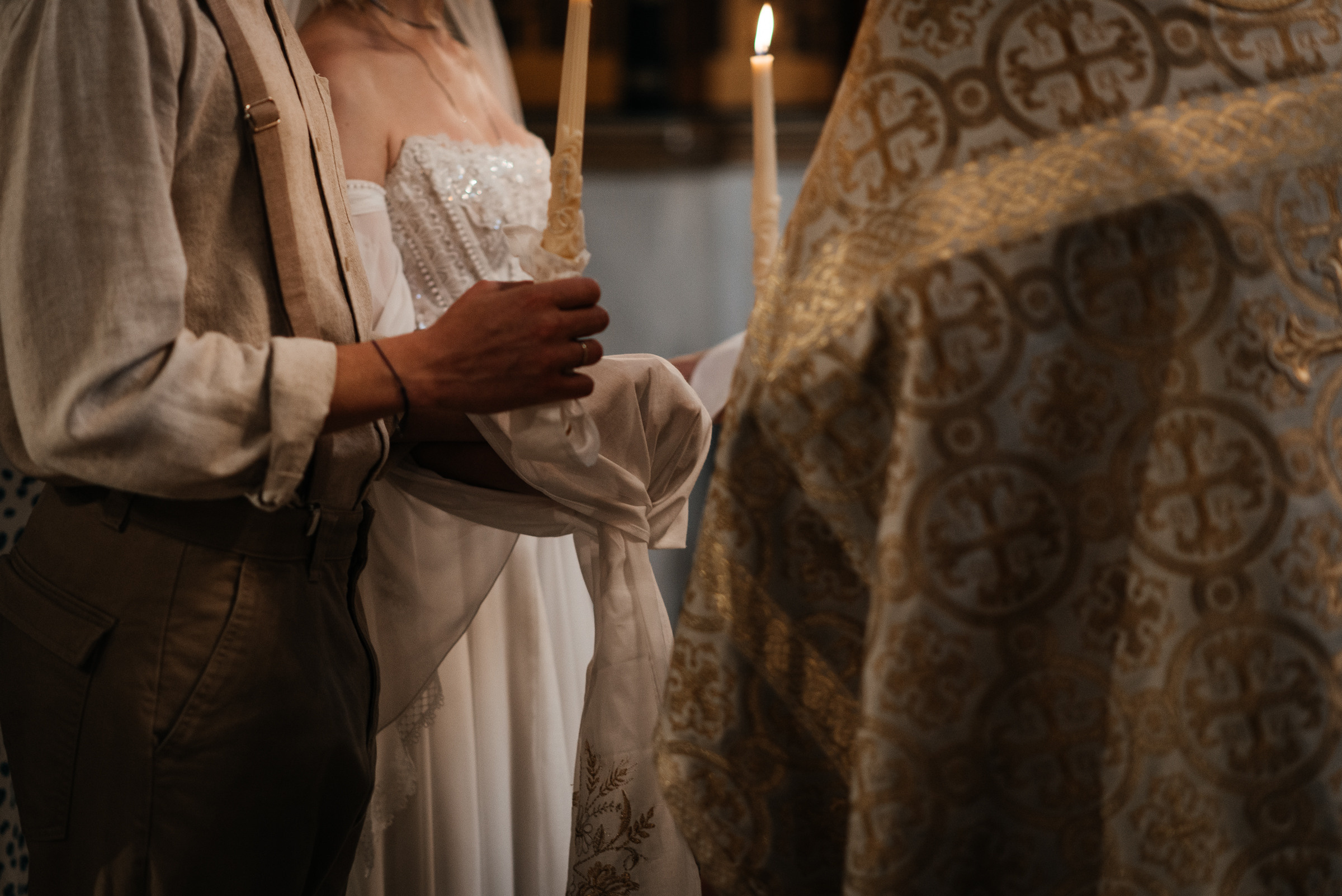 фотограф на венчание, венчание в Петергофском соборе святых апостолов Петра и Павла