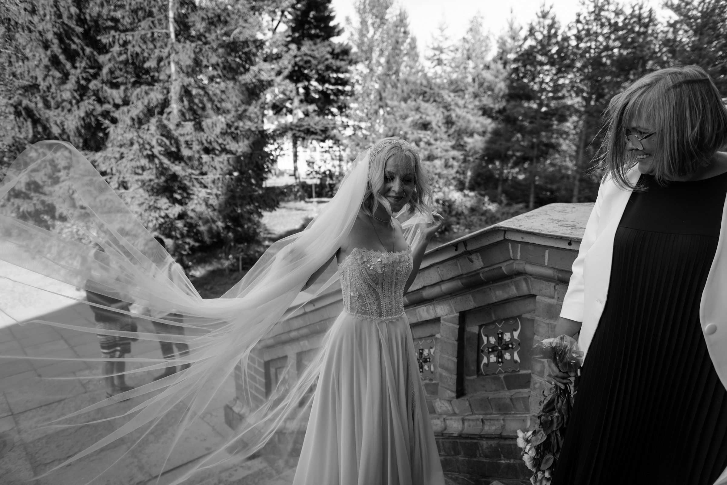 фотограф на венчание, венчание в Петергофском соборе святых апостолов Петра и Павла