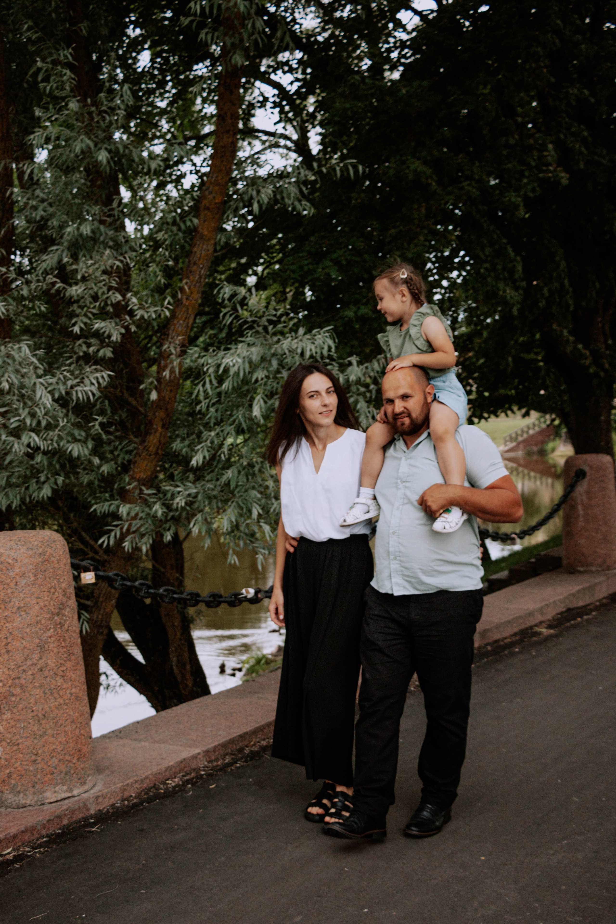 Алексей, Римма, Аннушка и Полина. Бережно сохраняю ваши чувства и истории на своих фотографиях