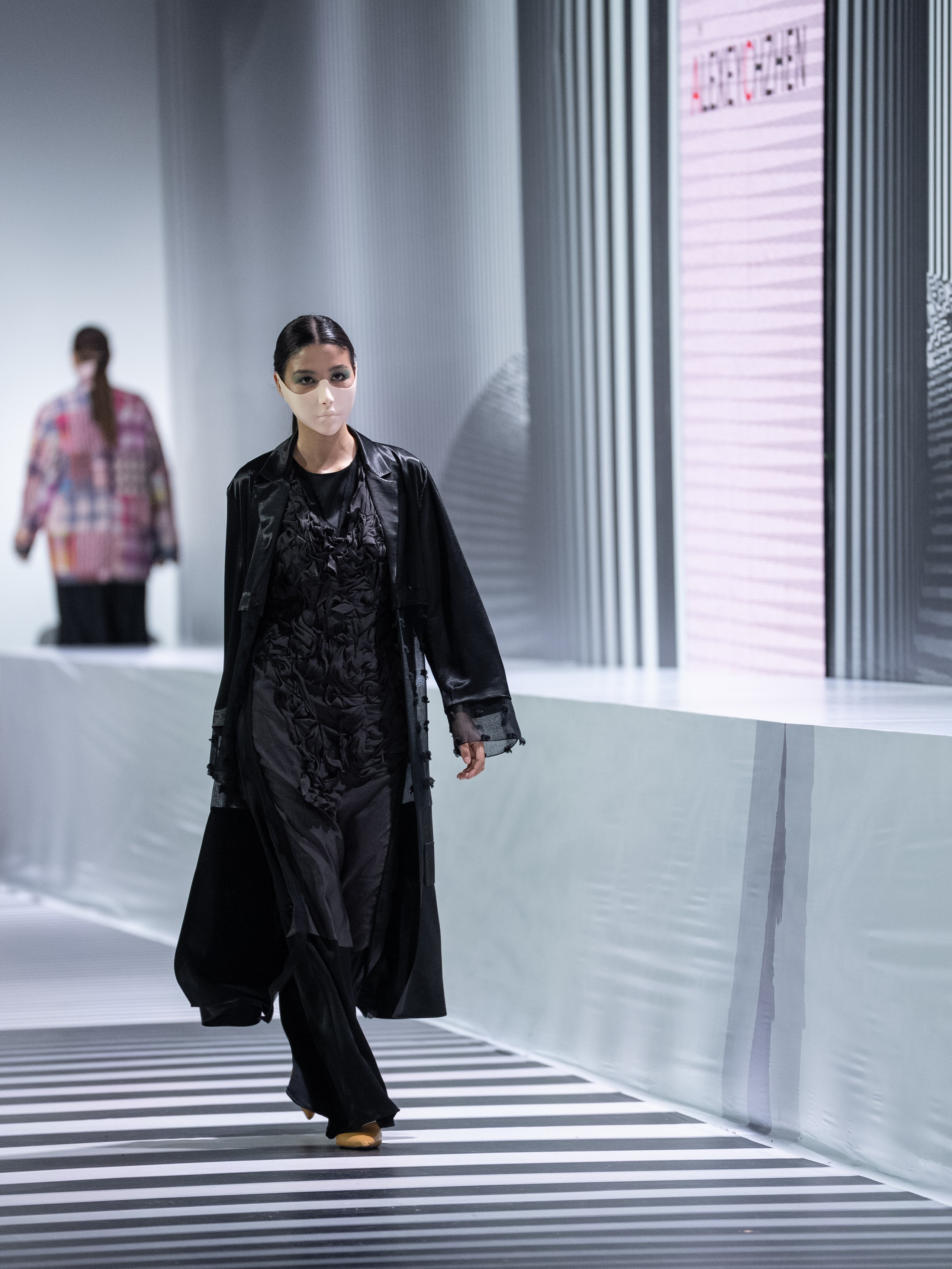 Alexey CHZHEN. Сайт Алматинского НЮ АРТ, будуар и фэшн фотографа Дениса Карпенко