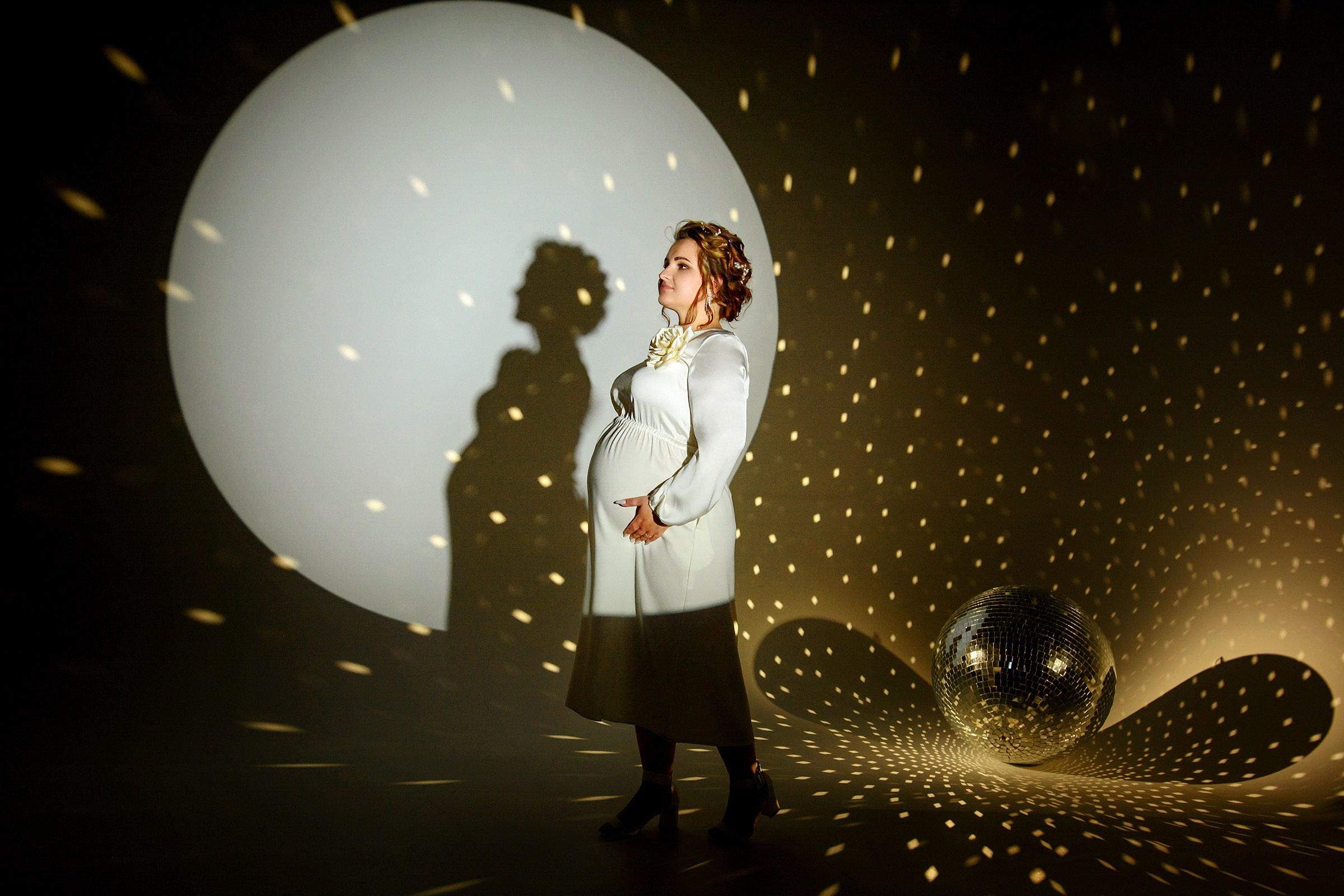 Фотосессии беременности в студии Тольятти. Фотограф Оксана Сафонова г. Тольятти