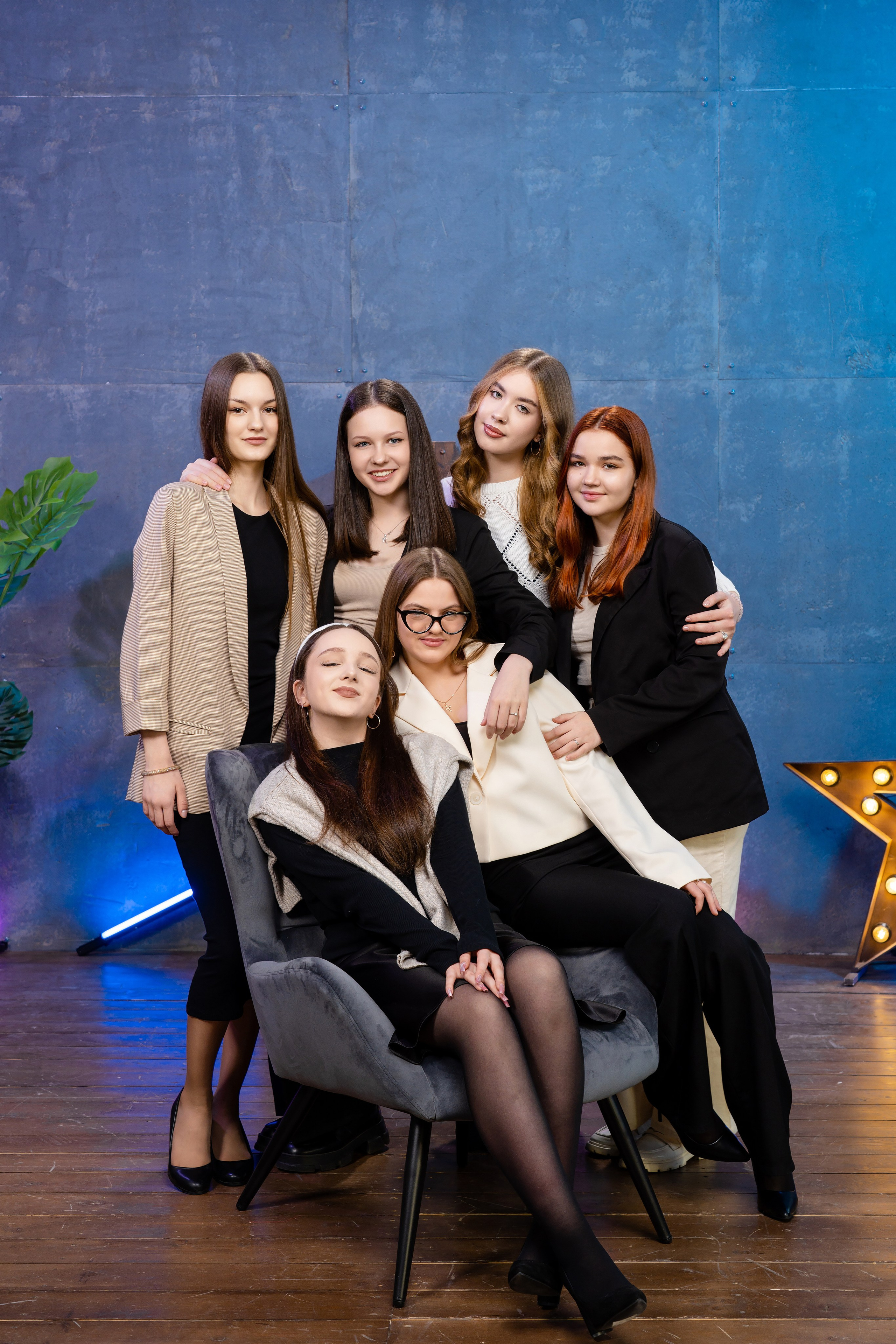 Старшеклассники. Выпускные альбомы от Мамаевых, город Киров