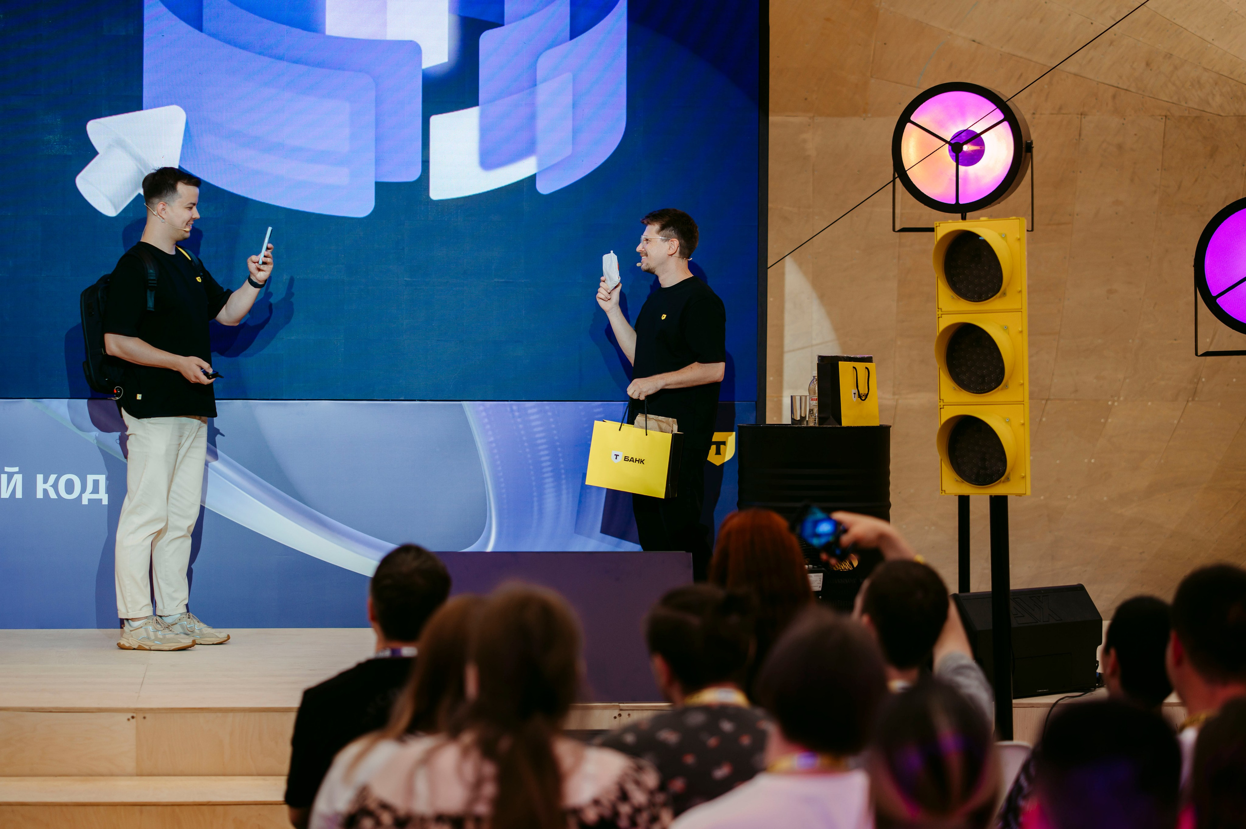 Т-Банк. Сезон кода / 2025. Саша Копылов, фотограф в Казани