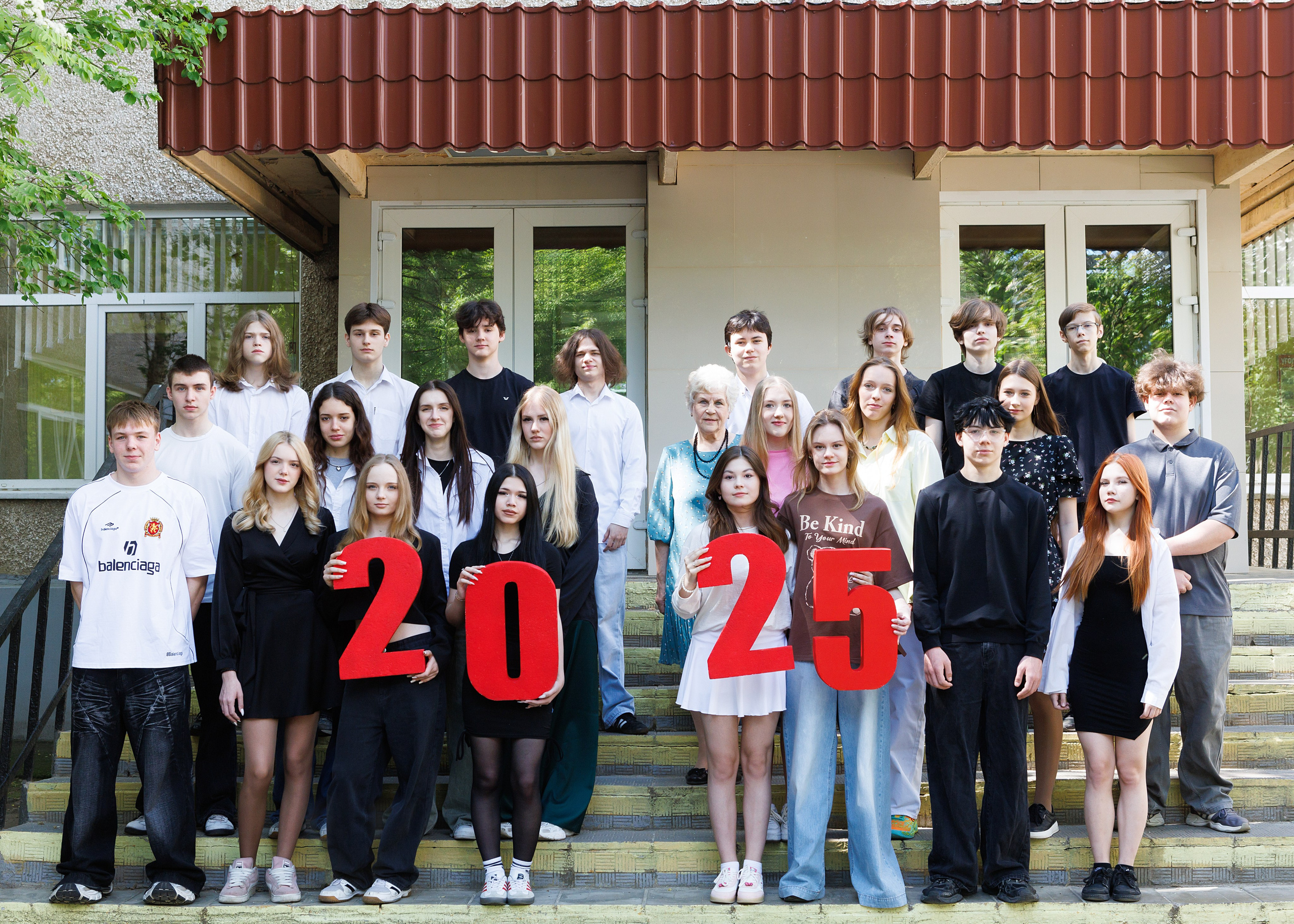 Школа 9 — 11 классы. Выпускные альбомы для школ и детских садов