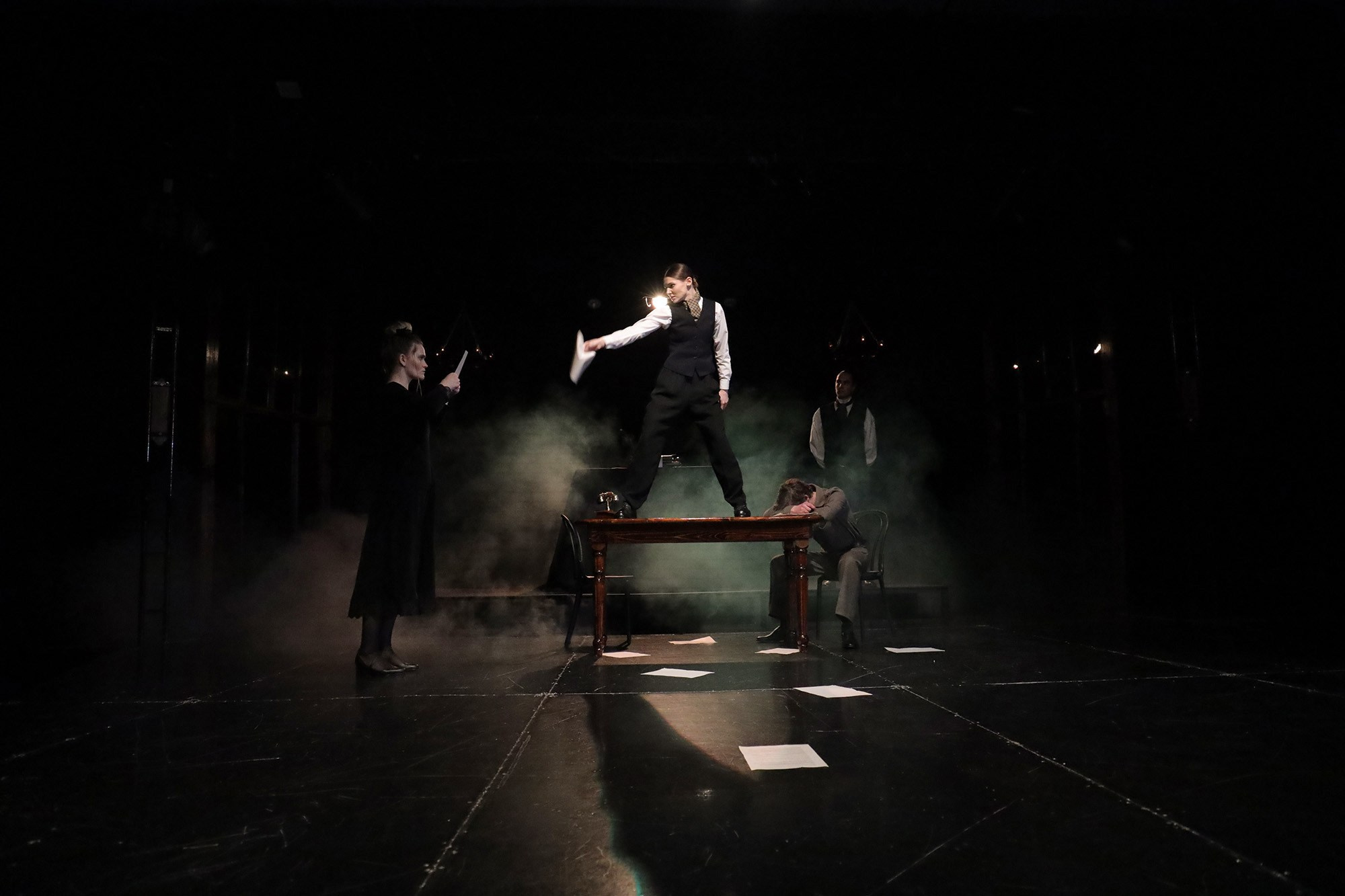 СВИДЕТЕЛЬ ОБВИНЕНИЯ