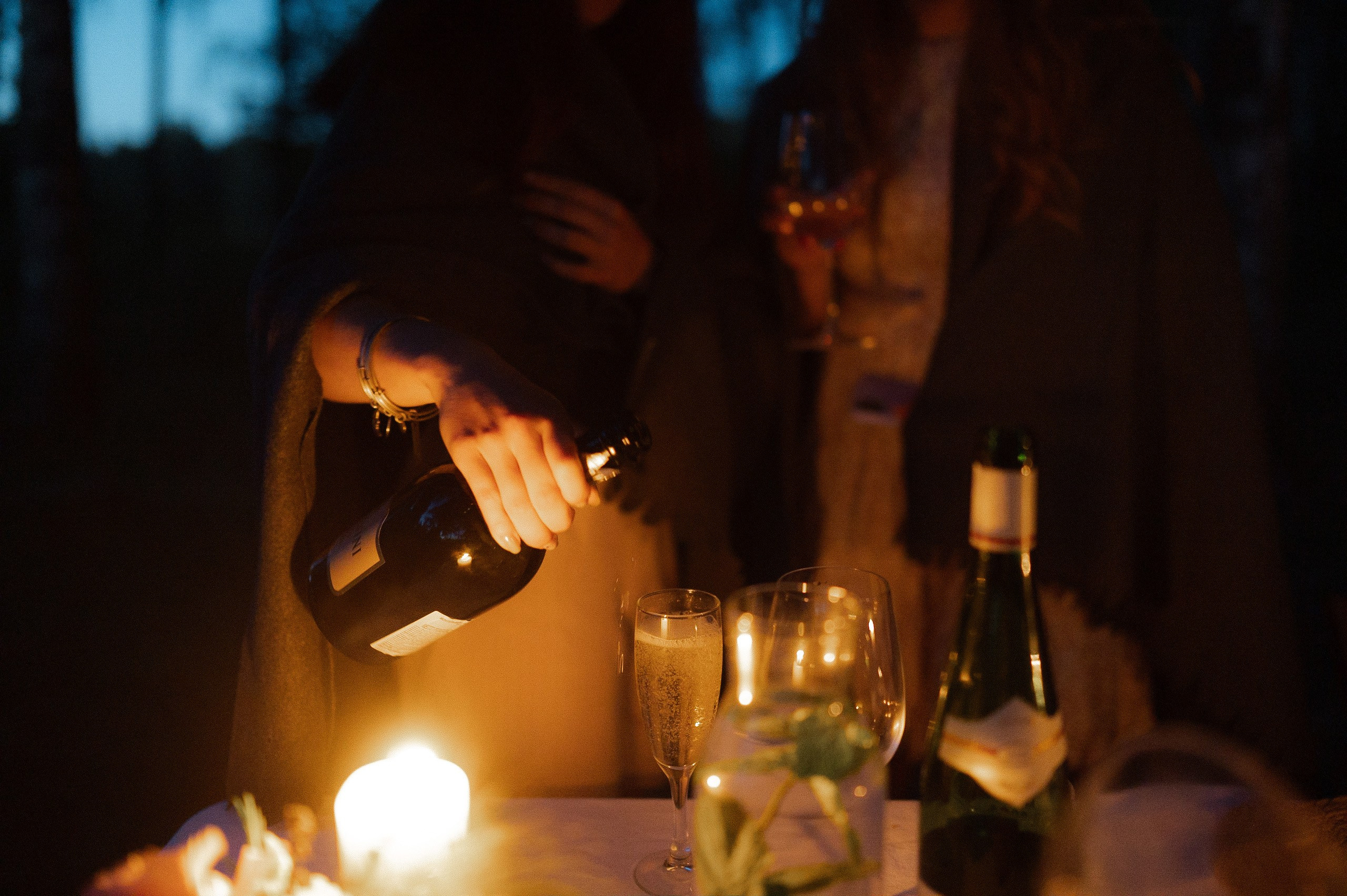 Камерный свадебный ужин в березовой роще. Афина Ефимова. Свадебный фотограф Москва