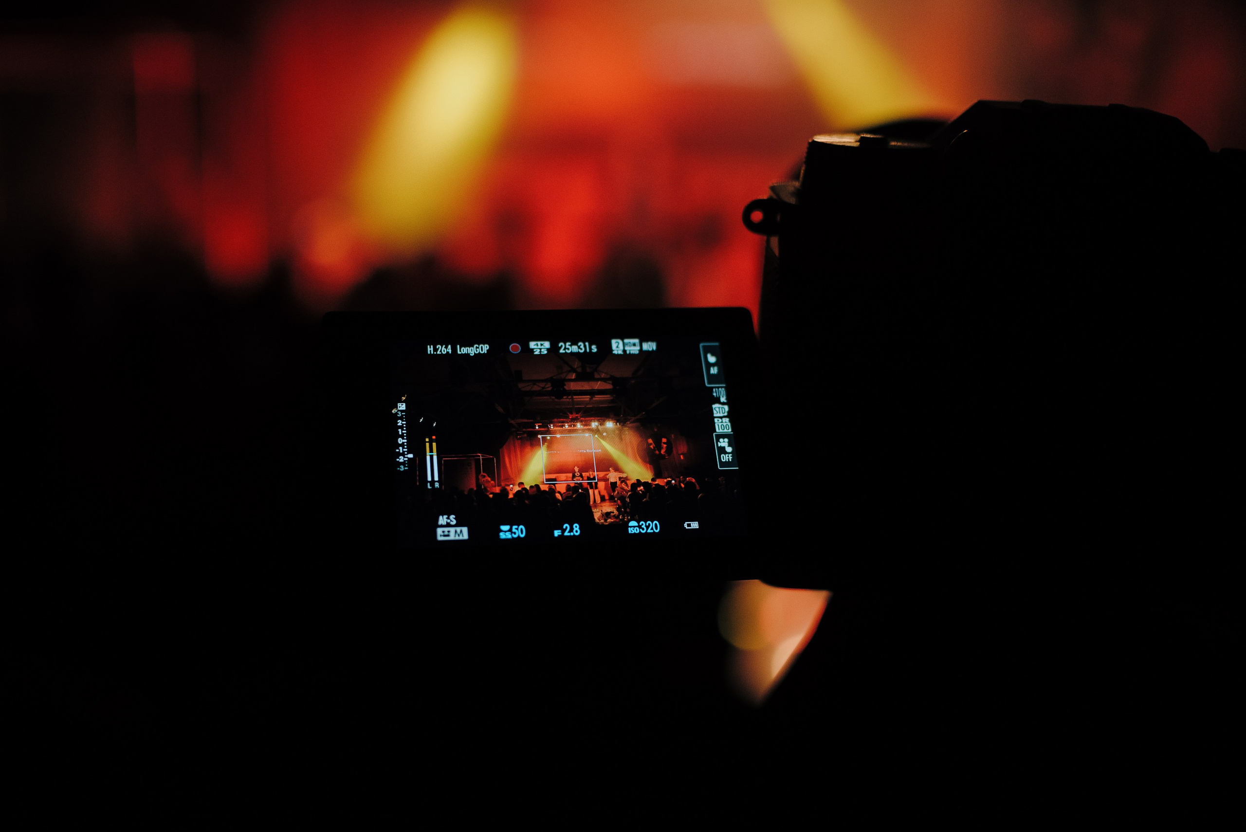 СПЕКТАКЛЬ «ВОЛШЕБНЫЕ ОЧКИ» ОПТИК-ЦЕНТР. Репортажный фотограф Зуев Роман г. Челябинск