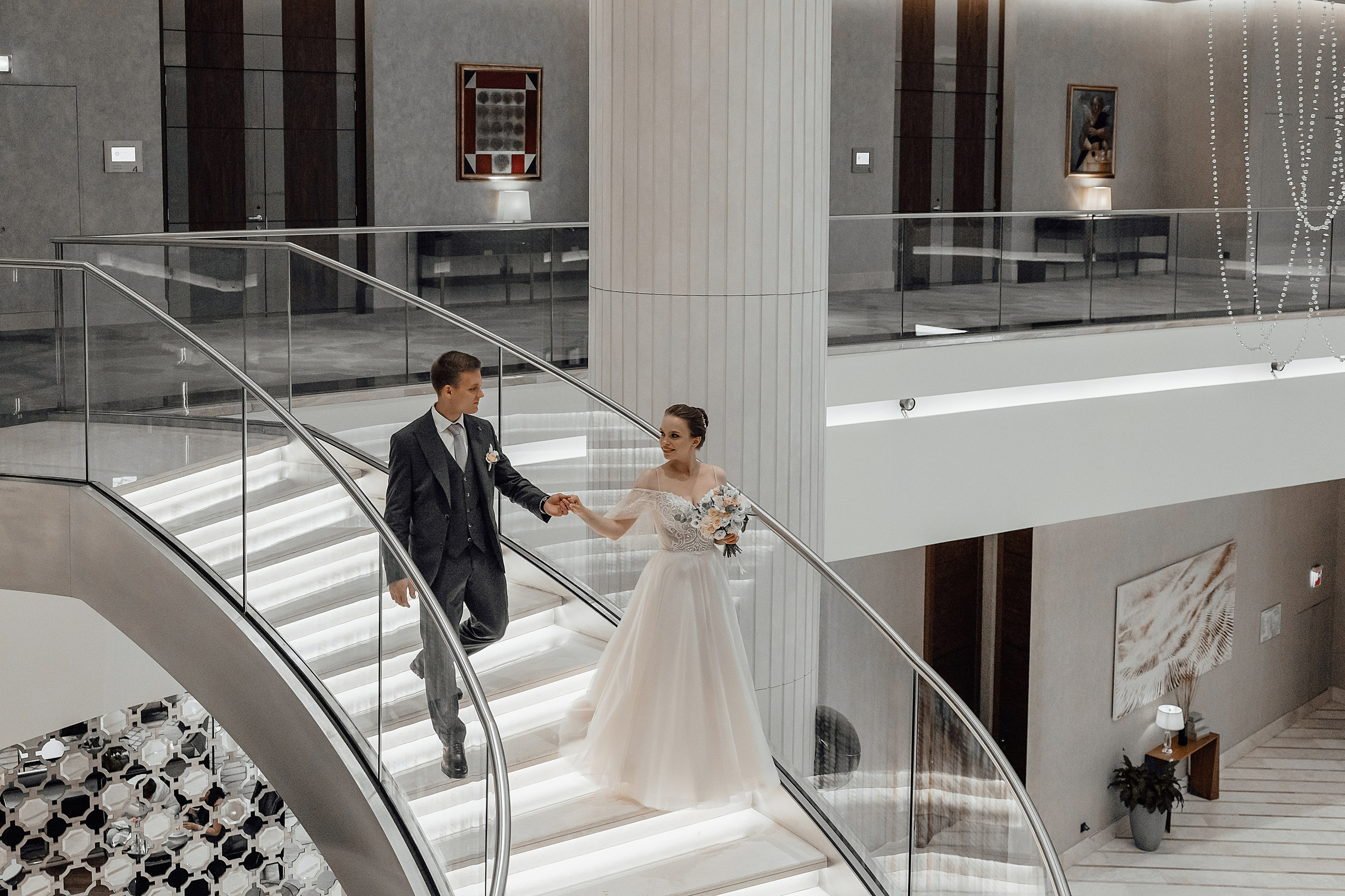 свадебная фотосессия в отеле Hyatt Regency Moscow Petrovsky Park