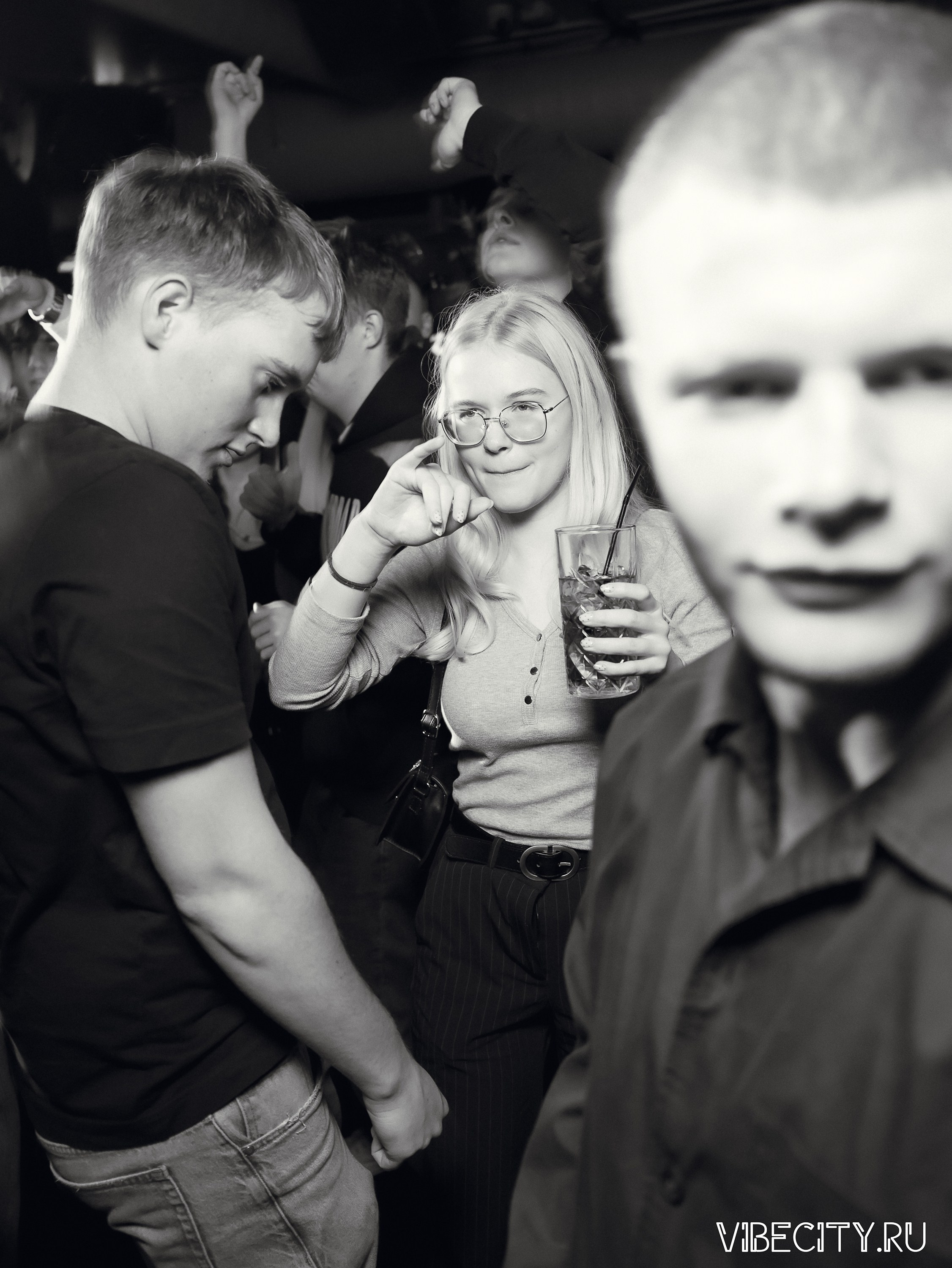 DOUBLE U. VIBECITY.RU Вайб Сити Ру Фоторепортажи Фотоотчеты Калининград