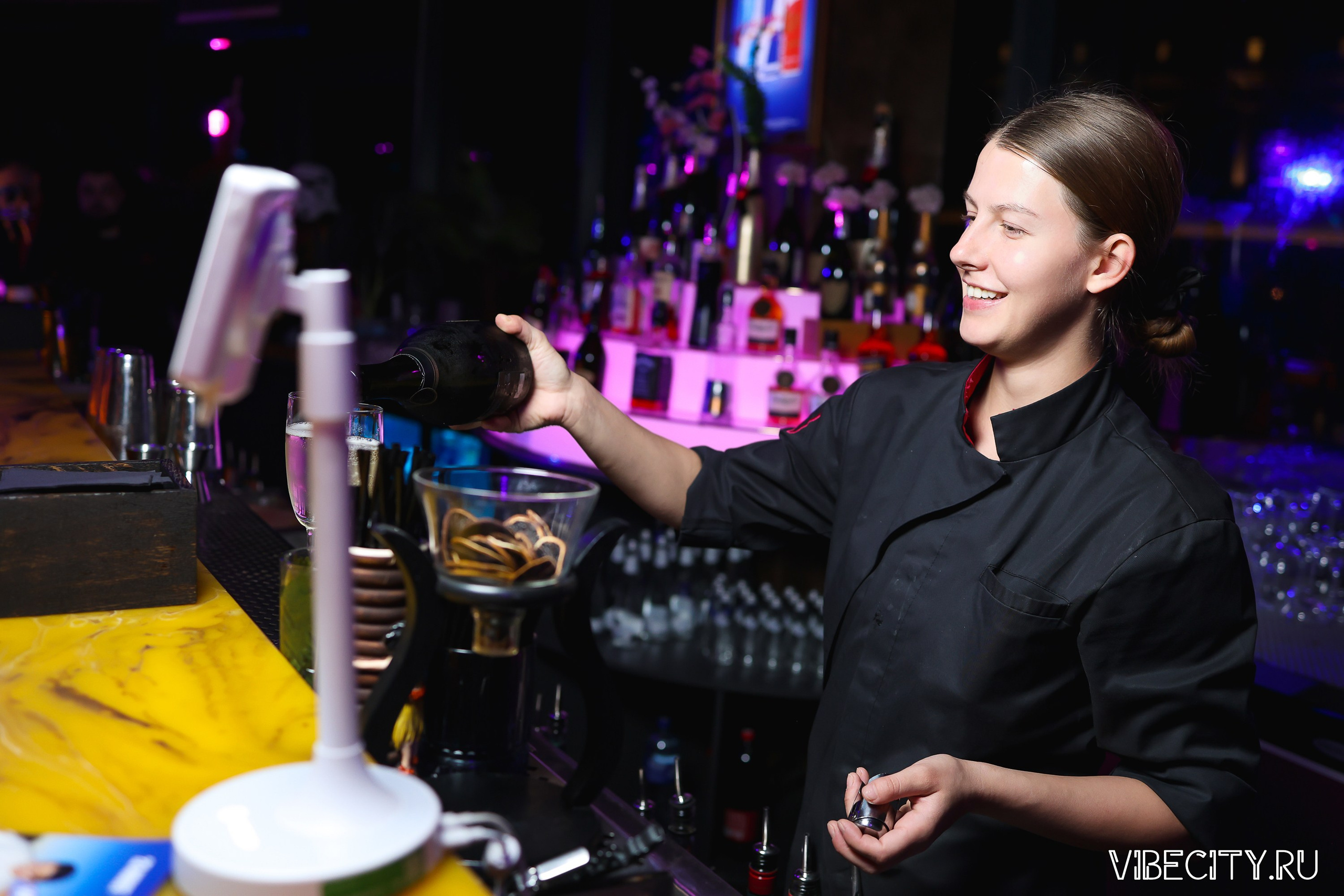 DOUBLE U. VIBECITY.RU Вайб Сити Ру Фоторепортажи Фотоотчеты Калининград